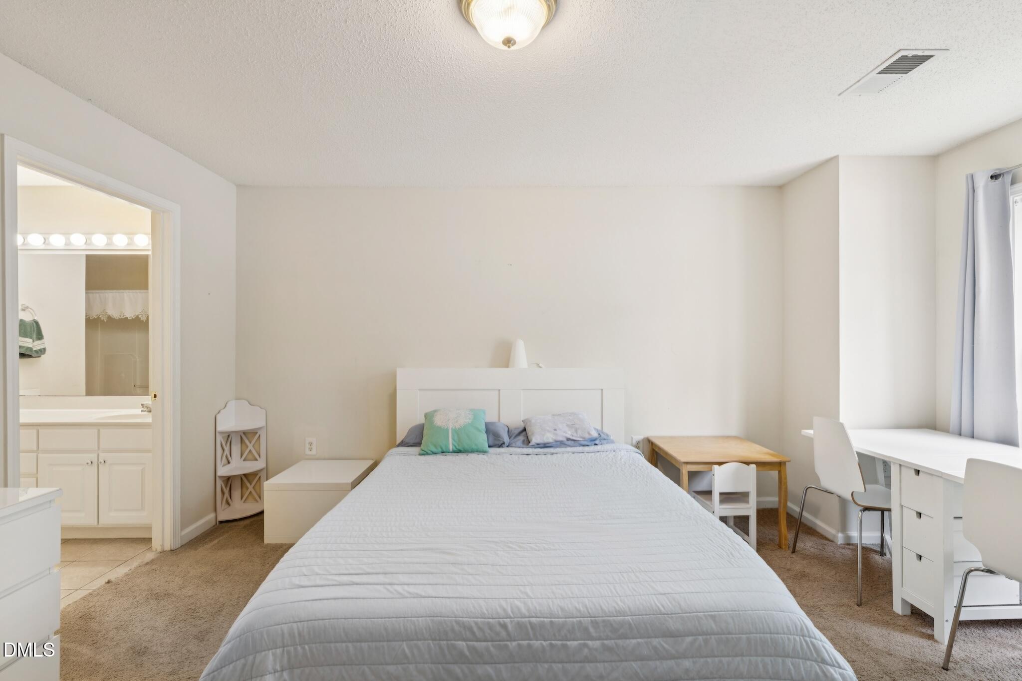 2521 Gordon Glen Court 102