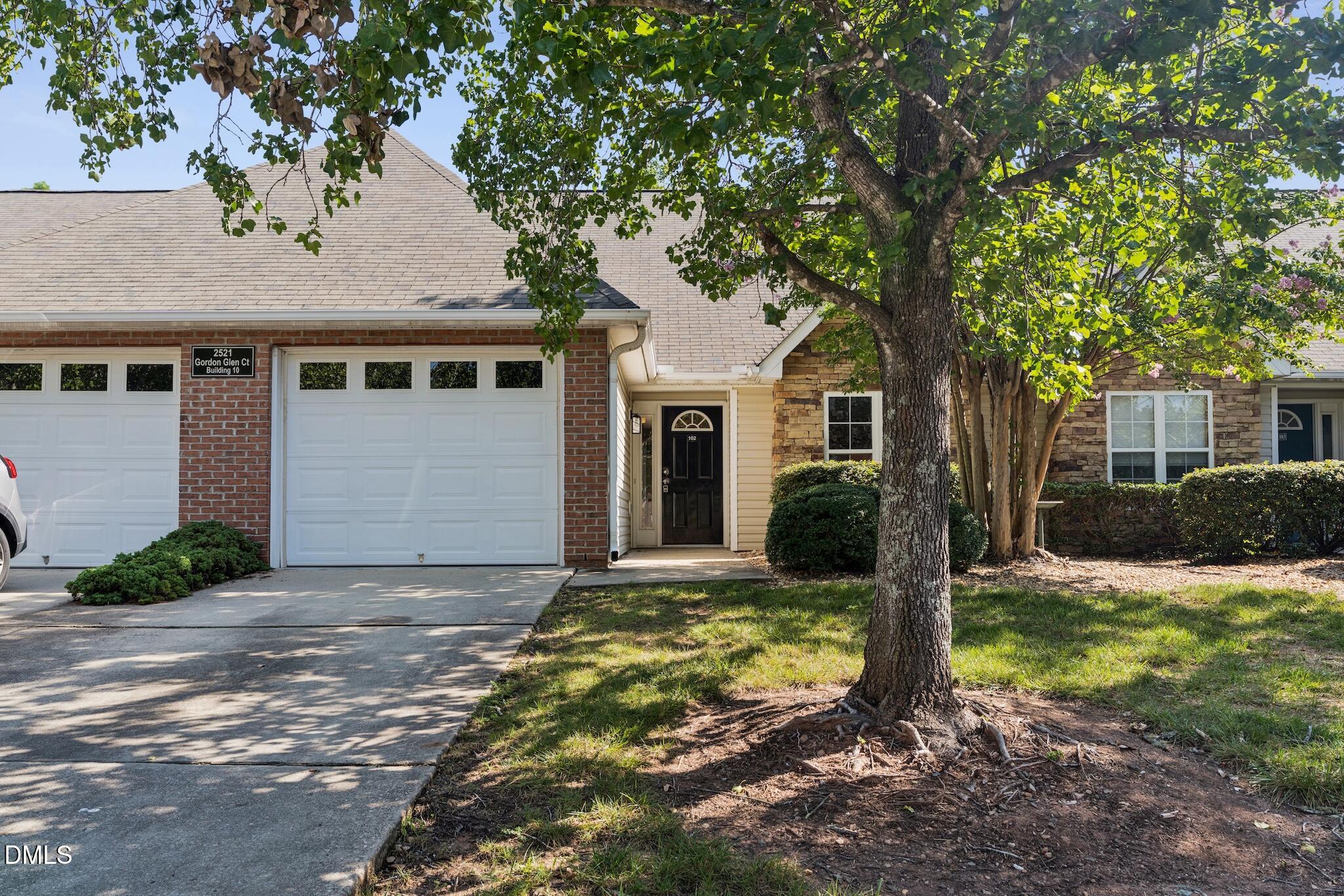 2521 Gordon Glen Court 102