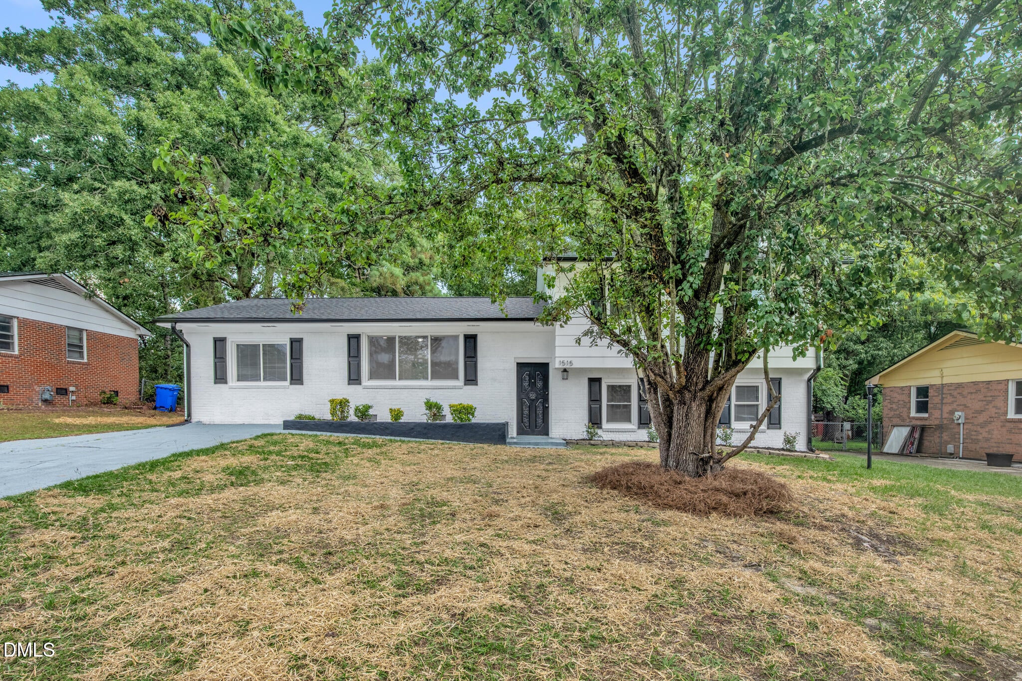 1515 Grandview Drive