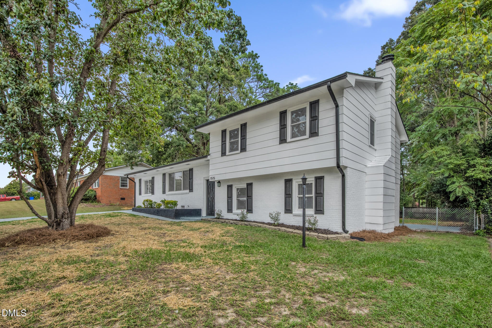 1515 Grandview Drive