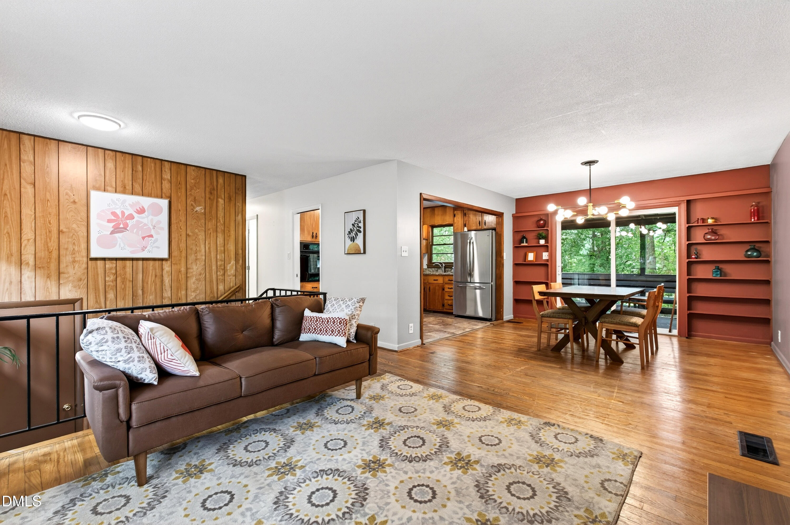 3421 Huntleigh Drive