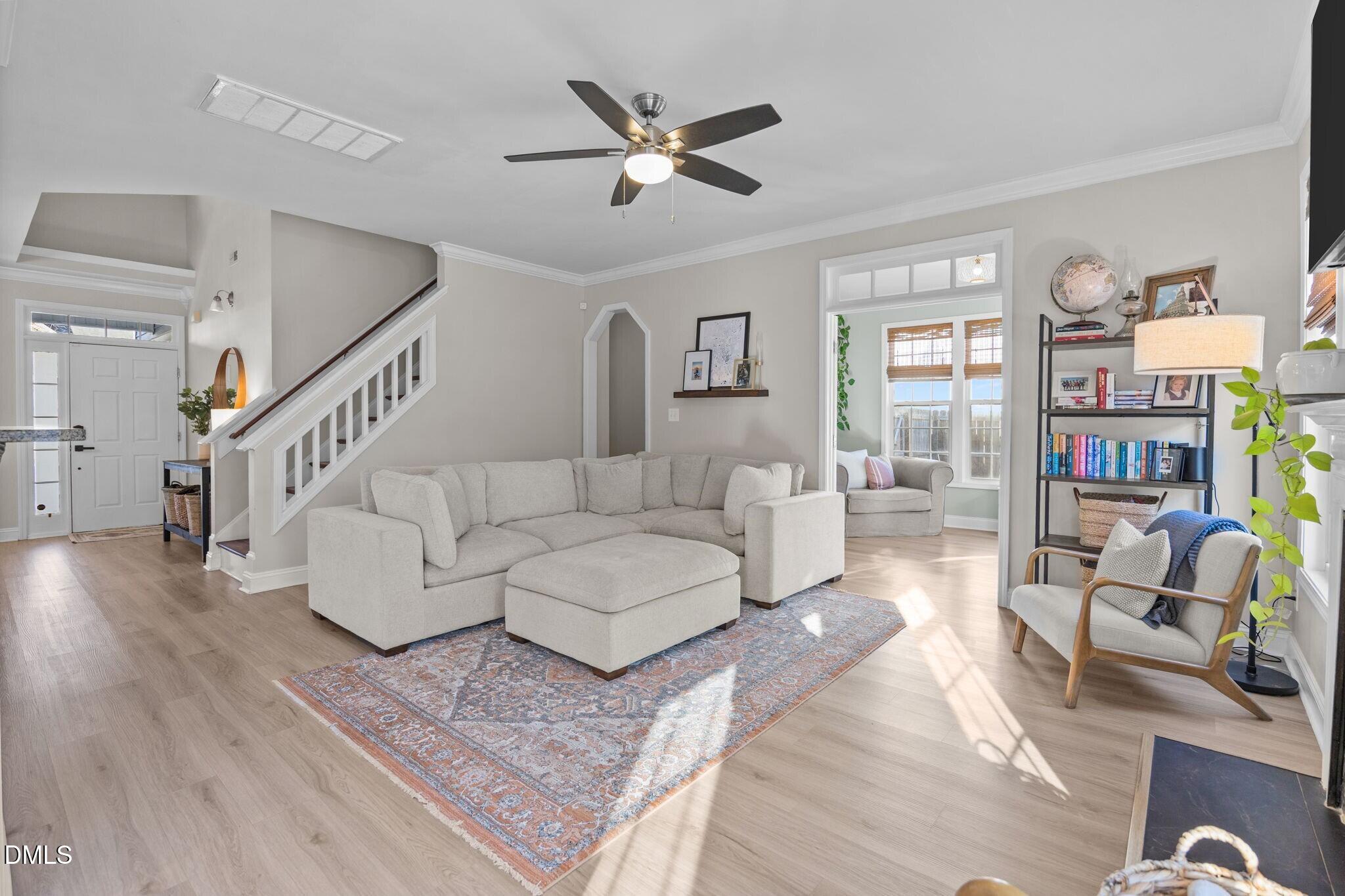 660 Hay River Street