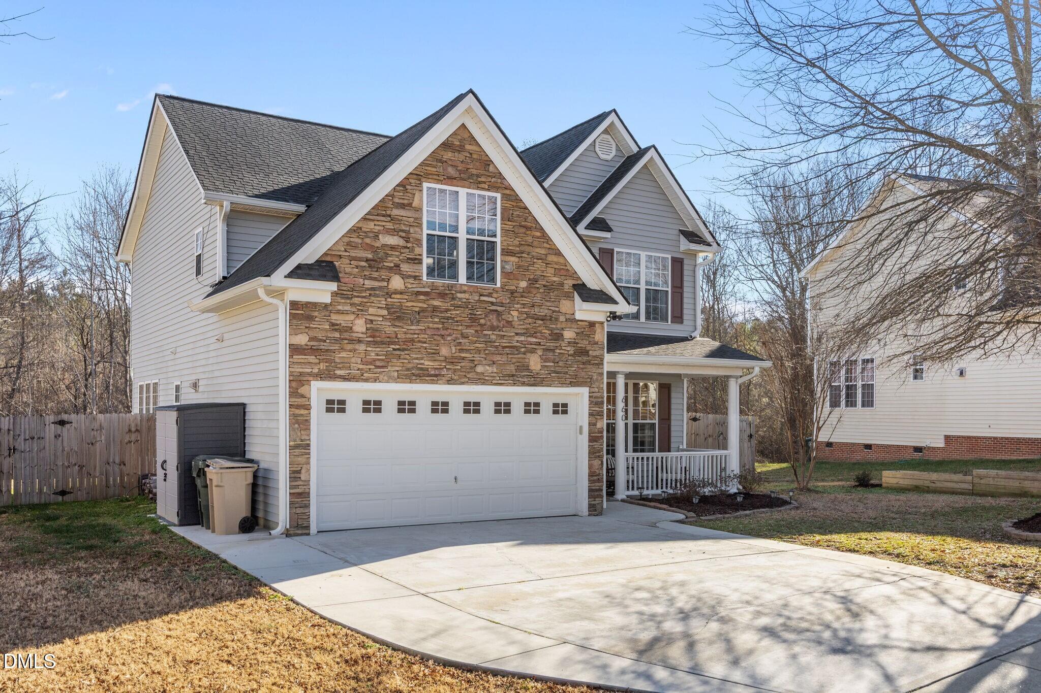 660 Hay River Street