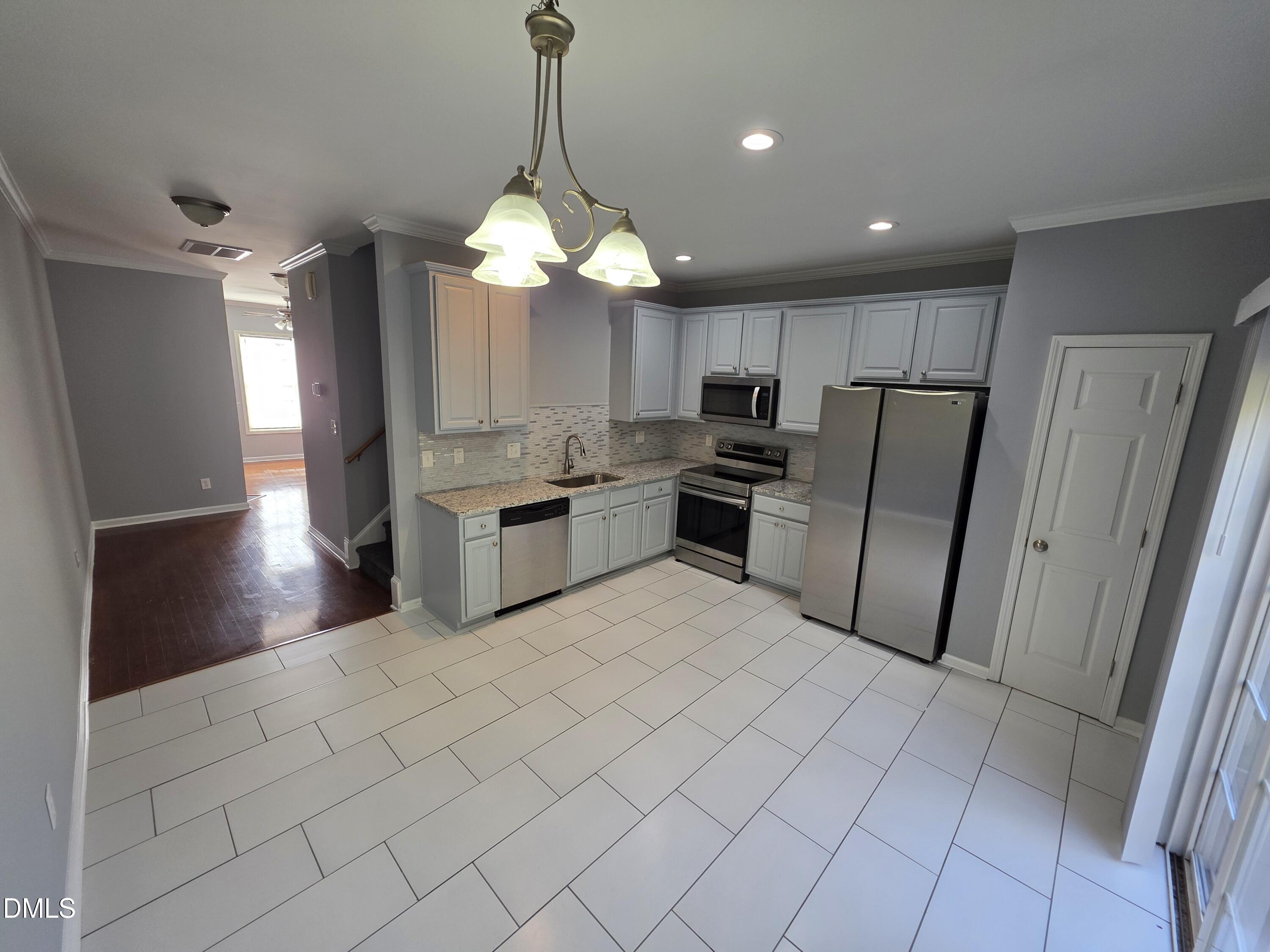 650 Ganyard Farm Way 5