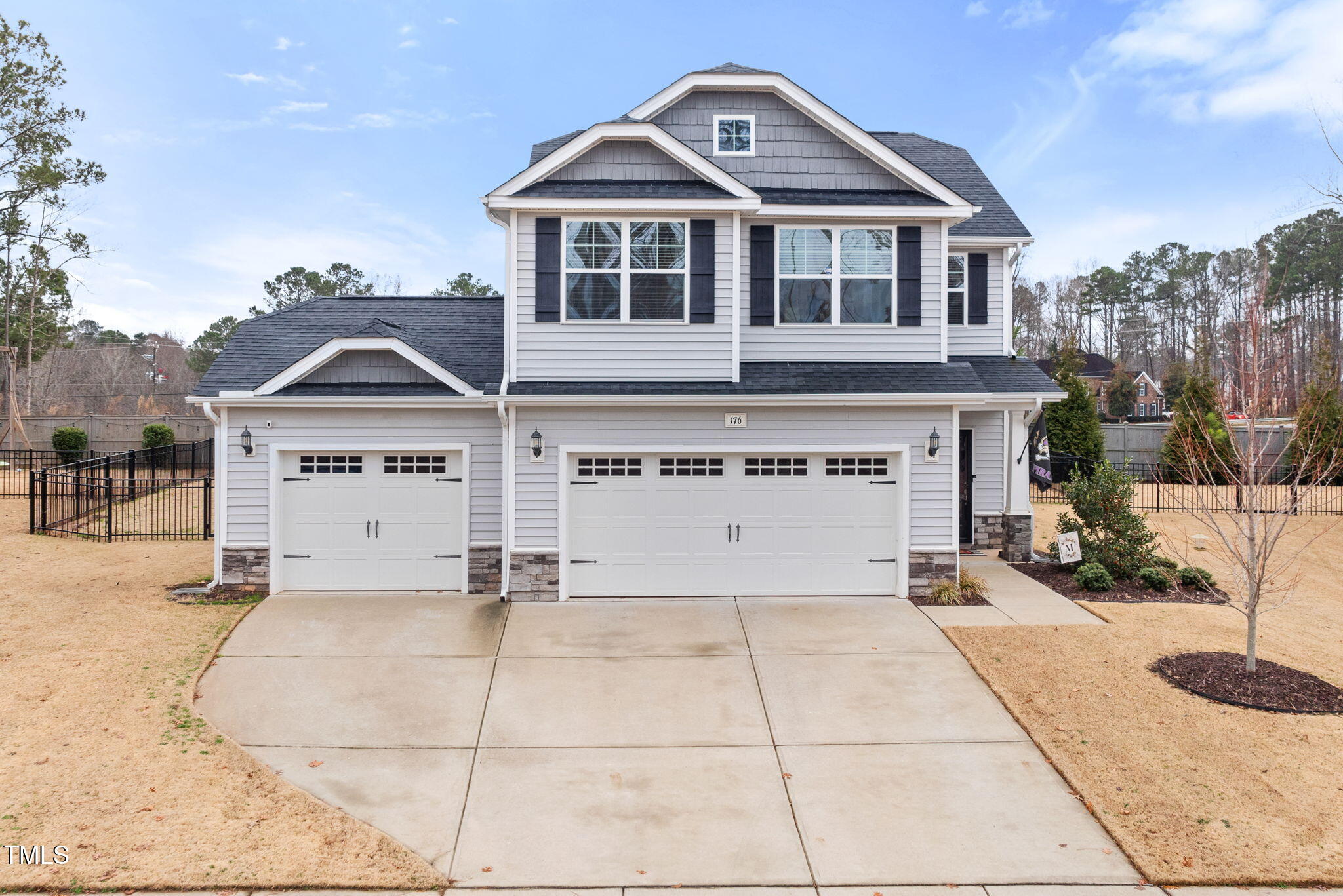 176 E Ravano Drive