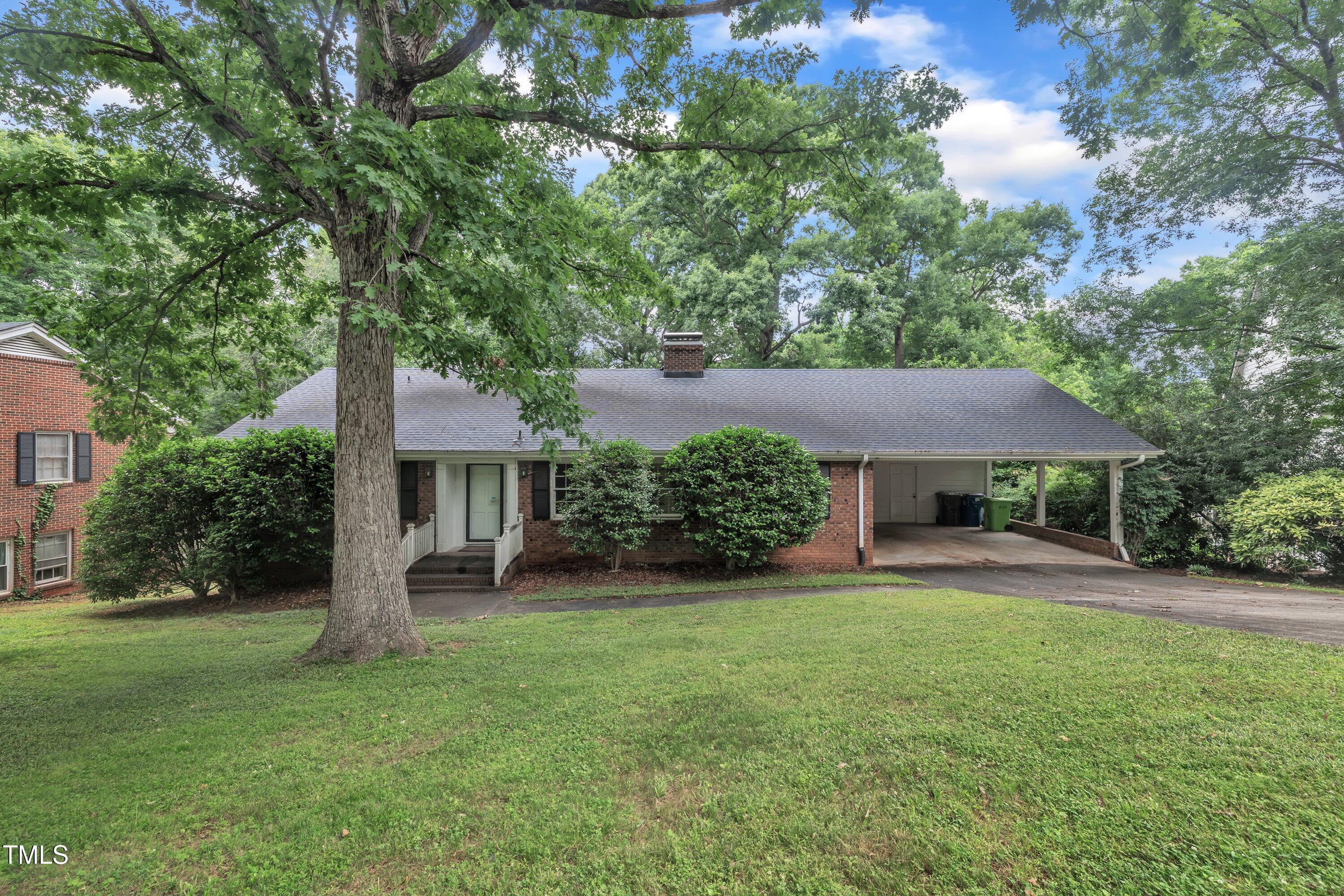 3304 Redbud Lane