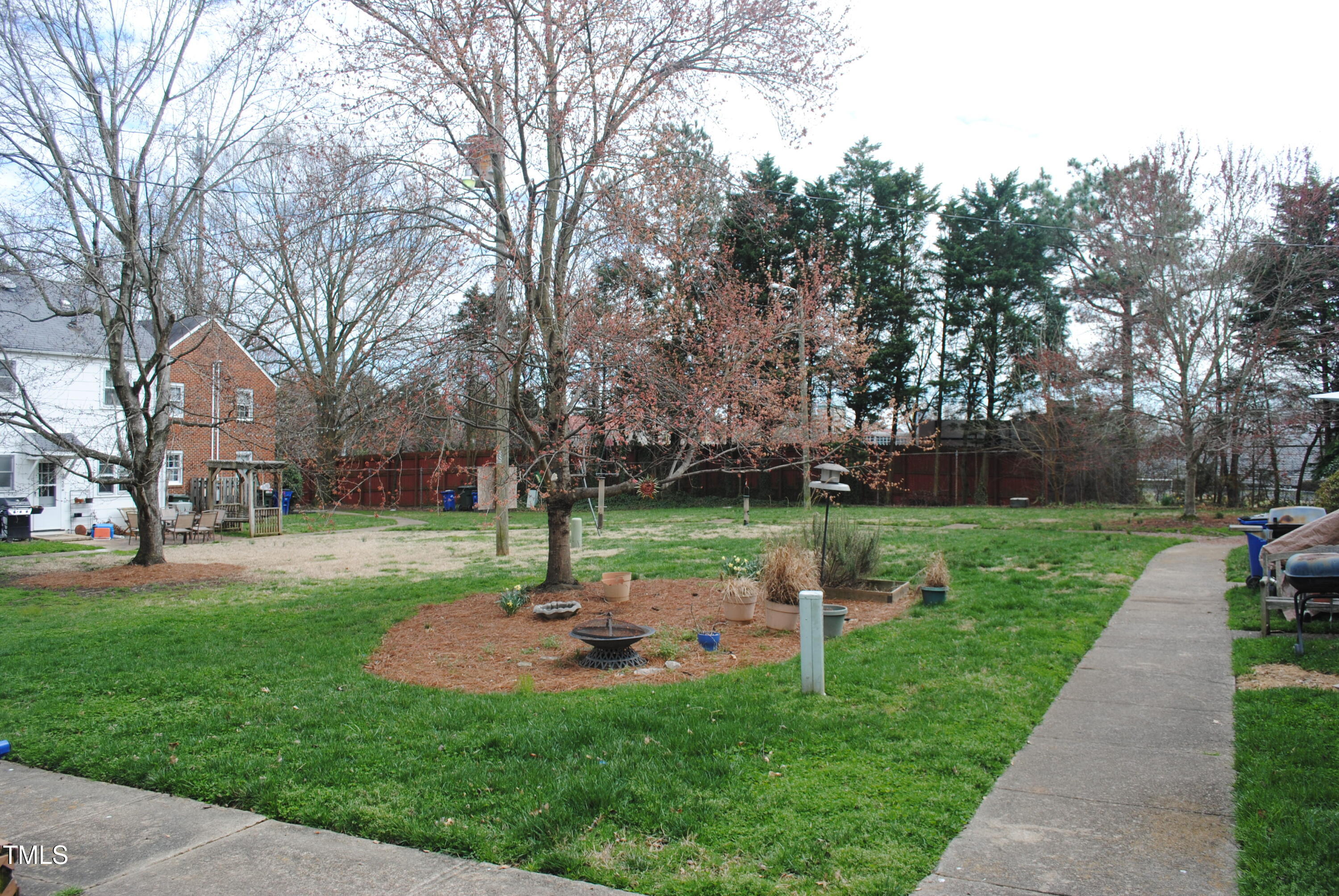 1036 Nichols Drive 0