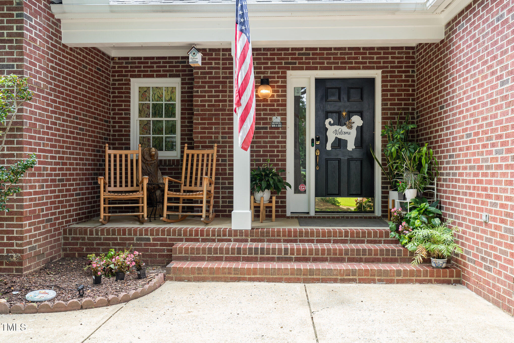 102 Forest Edge Drive