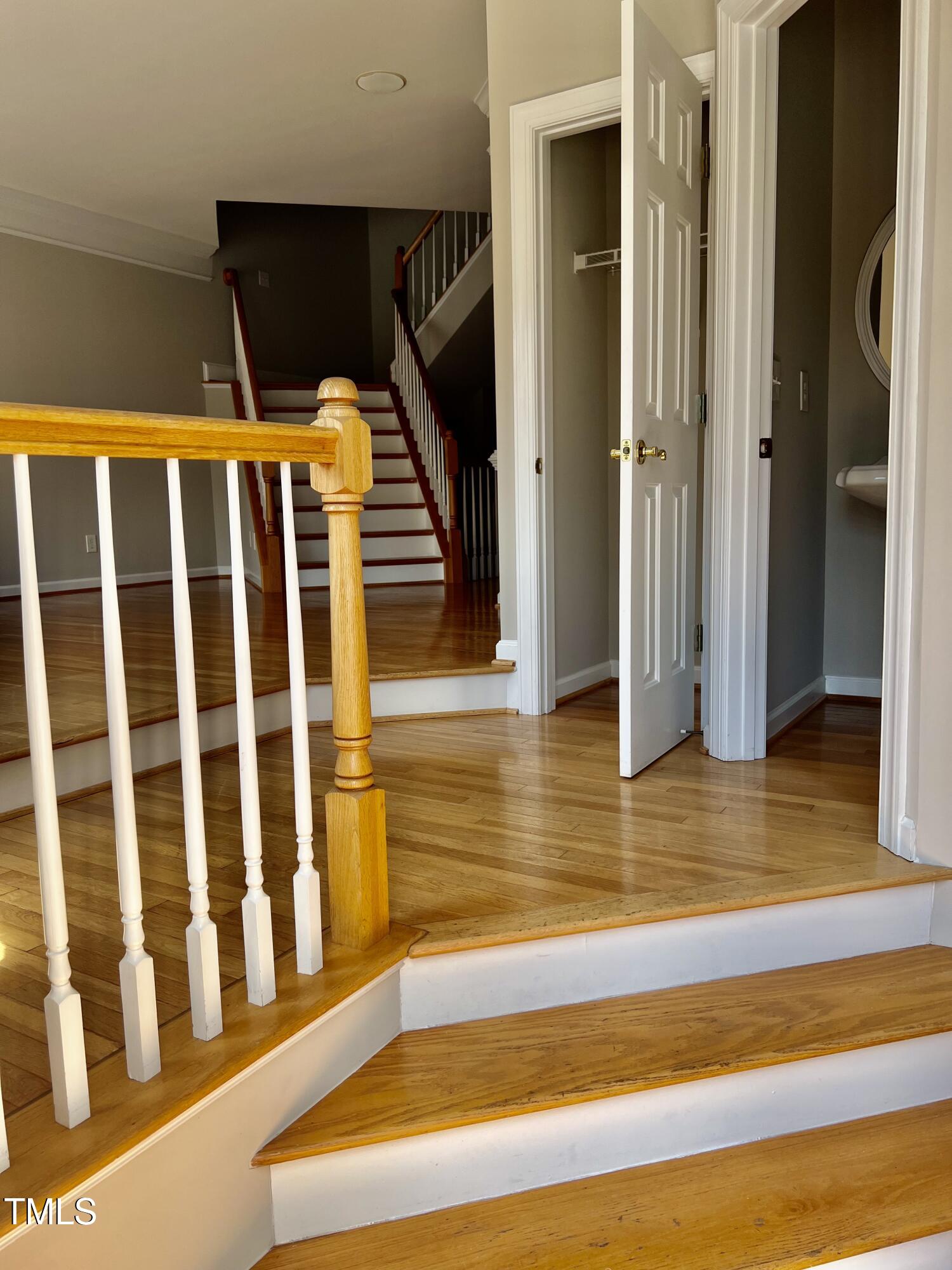 702 Kirkeenan Circle