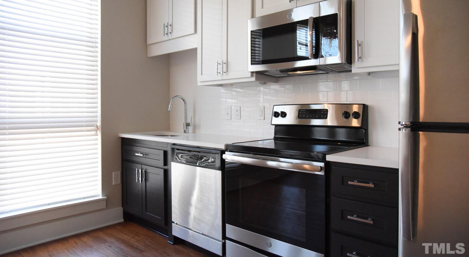 Durham, North Carolina 27701, United States, 2 Bedrooms Bedrooms, ,2 BathroomsBathrooms,Residential,Active,44085