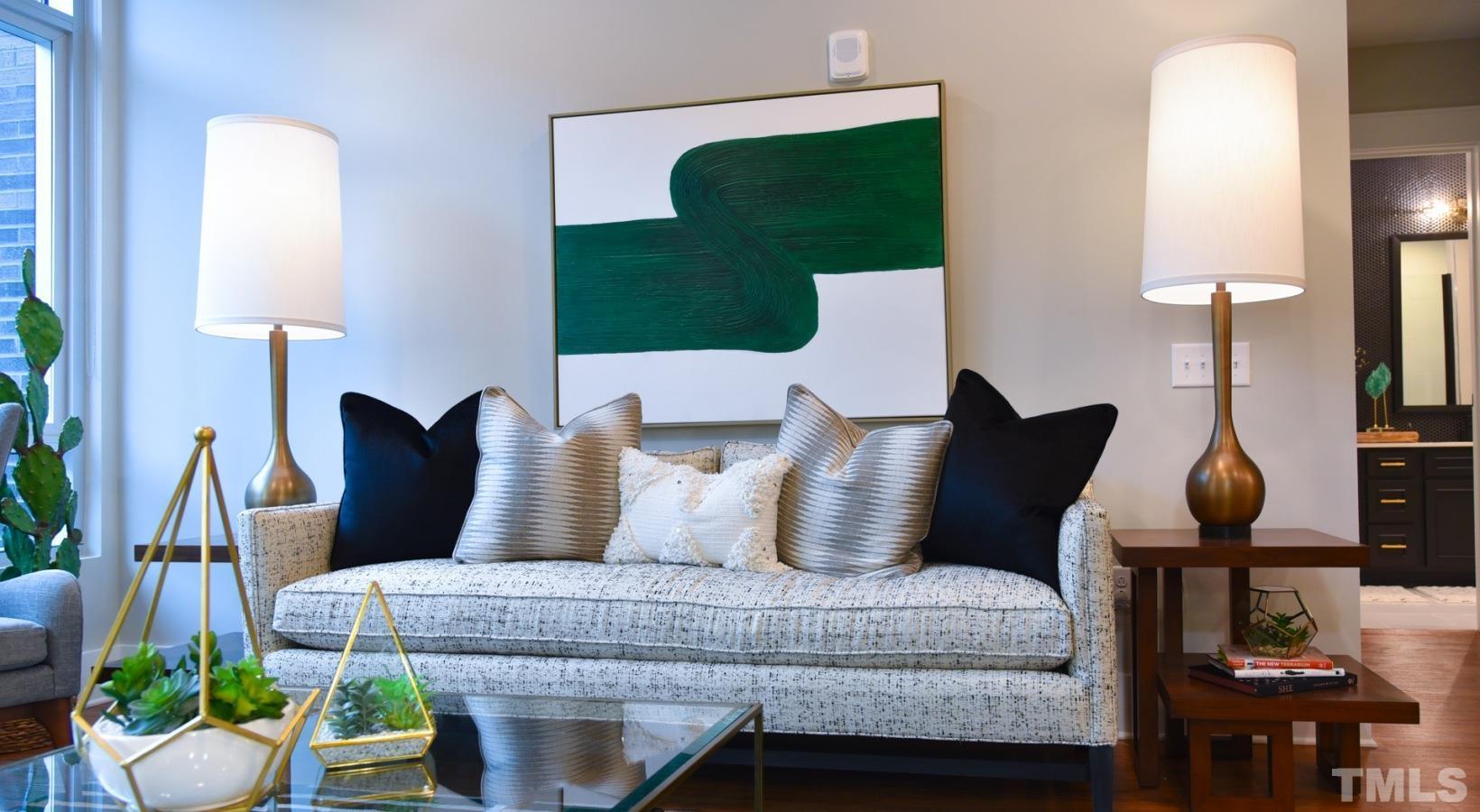 Durham, North Carolina 27701, United States, 2 Bedrooms Bedrooms, ,2 BathroomsBathrooms,Residential,Active,44085