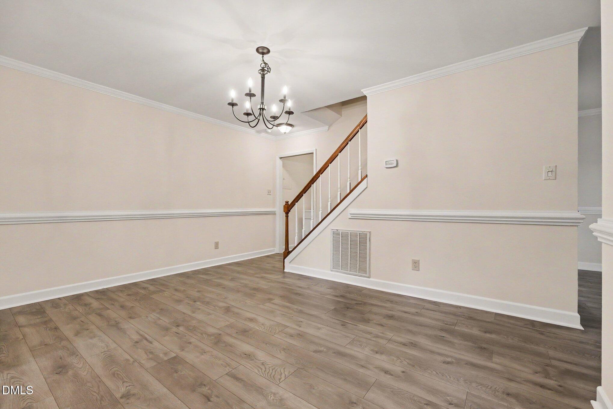 473 Summerwalk Circle