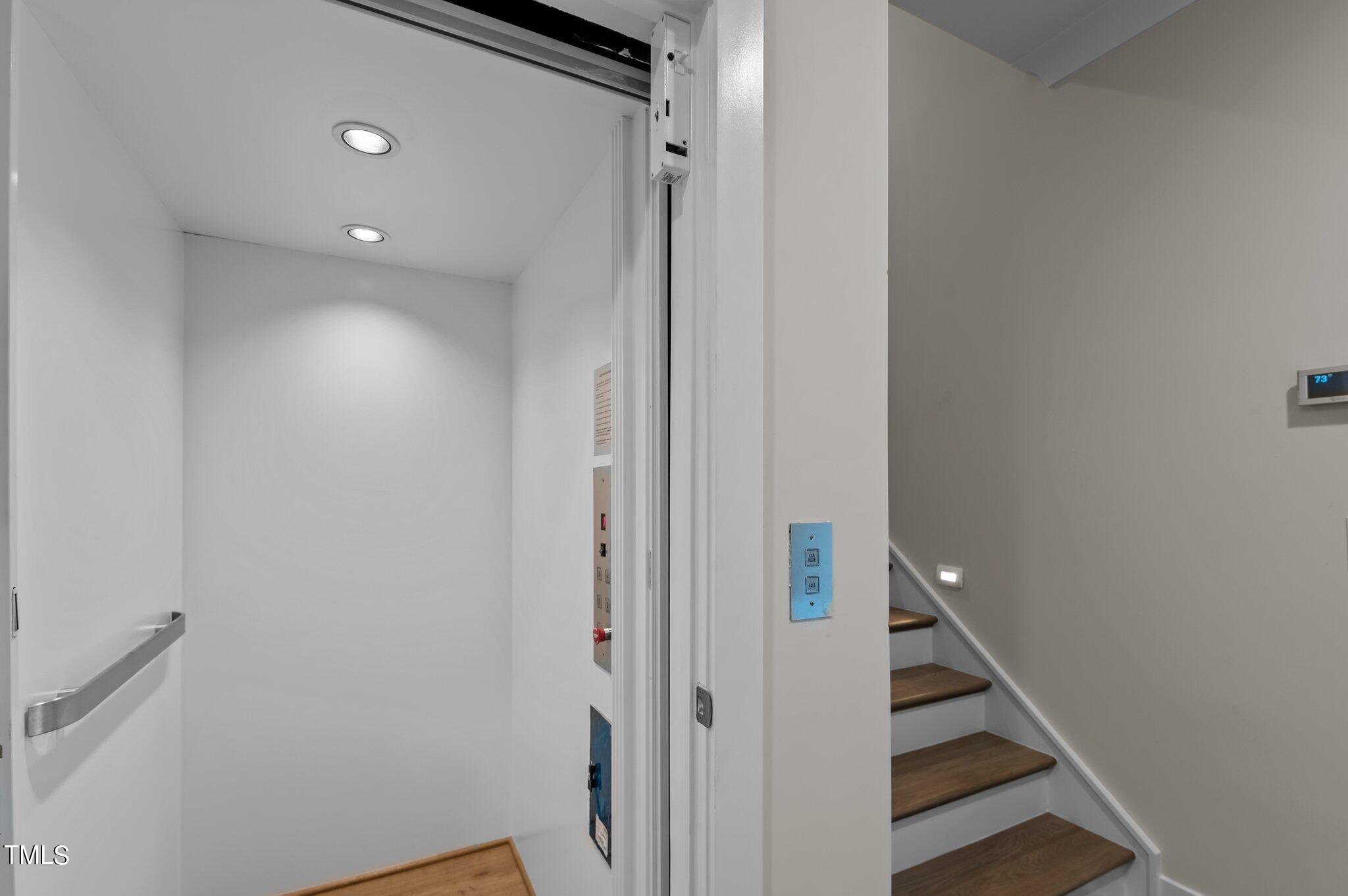 810 Maple Berry Lane 105