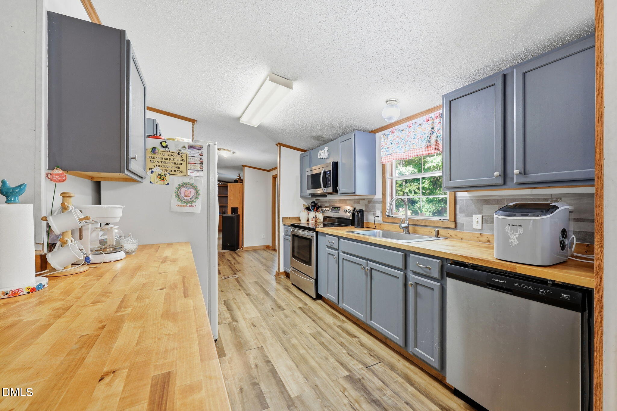 9721 La Mesa Lane
