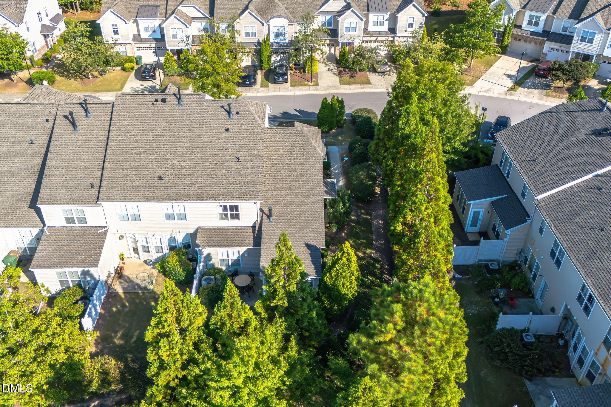 Cary, North Carolina 27519, United States, 3 Bedrooms Bedrooms, ,3 BathroomsBathrooms,Residential,Pending,216502