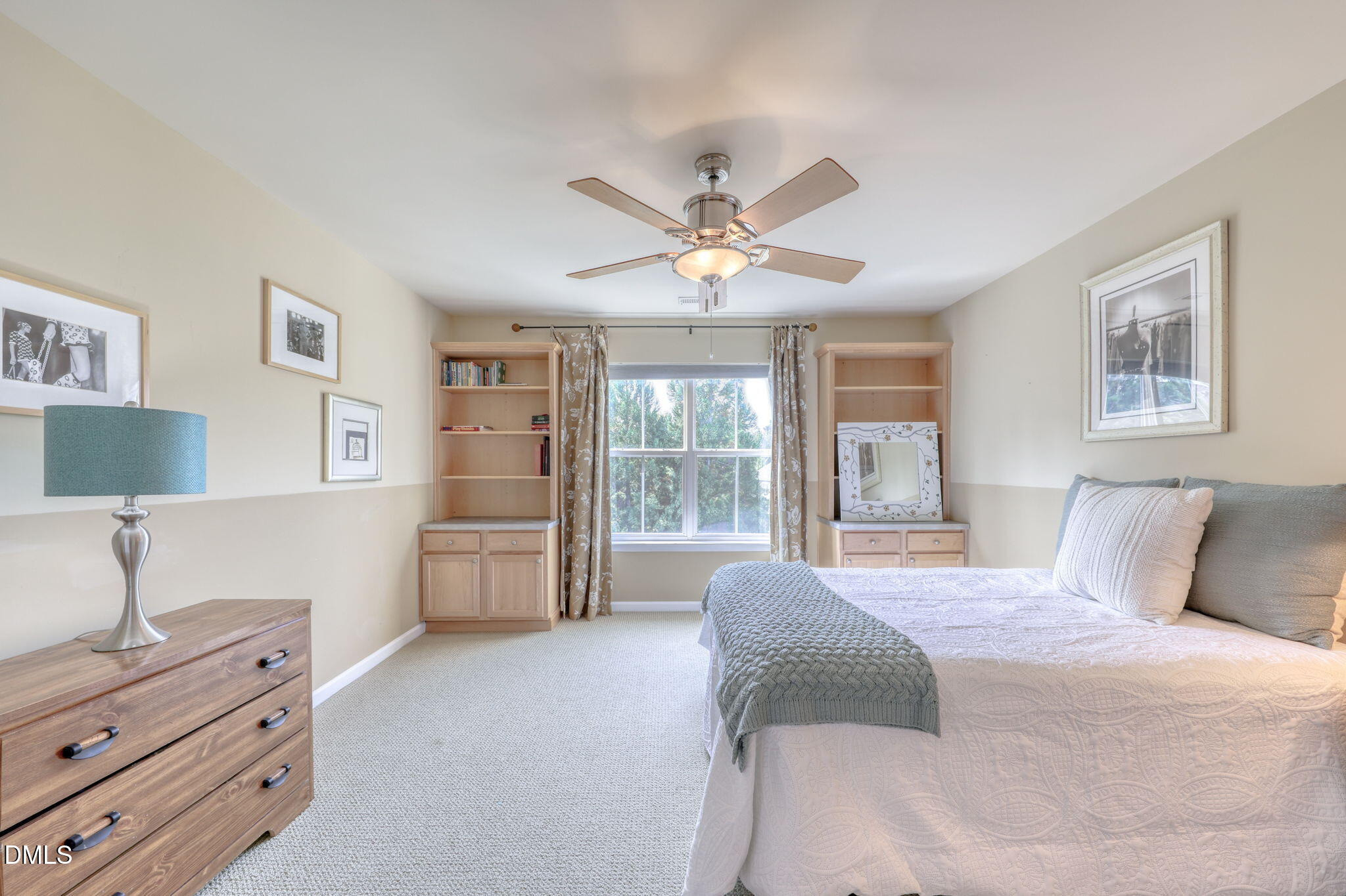 Cary, North Carolina 27519, United States, 3 Bedrooms Bedrooms, ,3 BathroomsBathrooms,Residential,Pending,216502