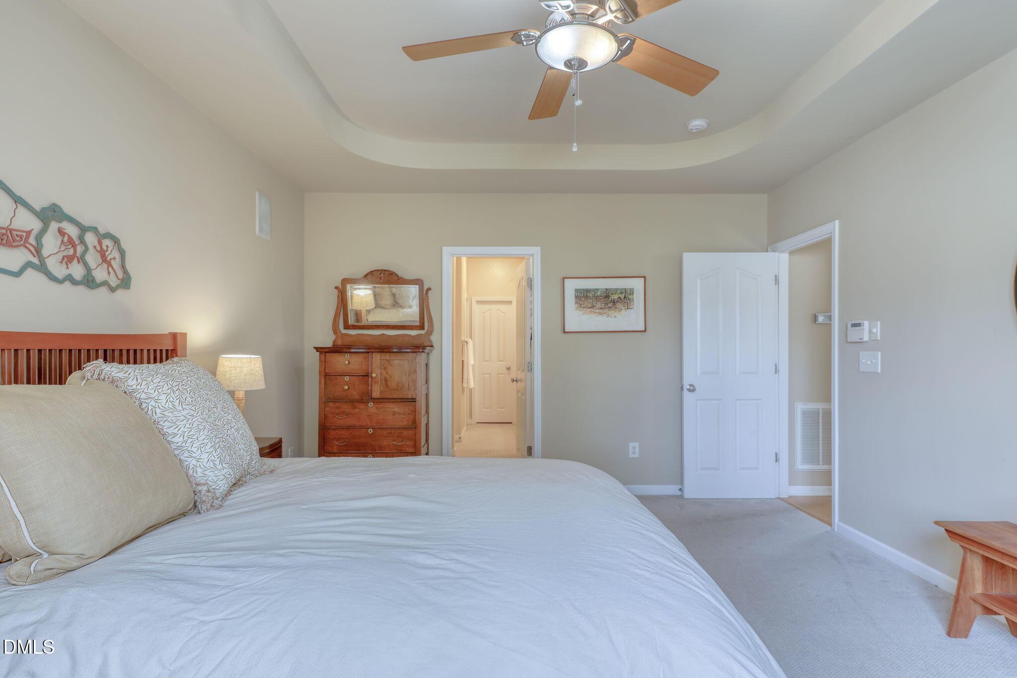 Cary, North Carolina 27519, United States, 3 Bedrooms Bedrooms, ,3 BathroomsBathrooms,Residential,Pending,216502