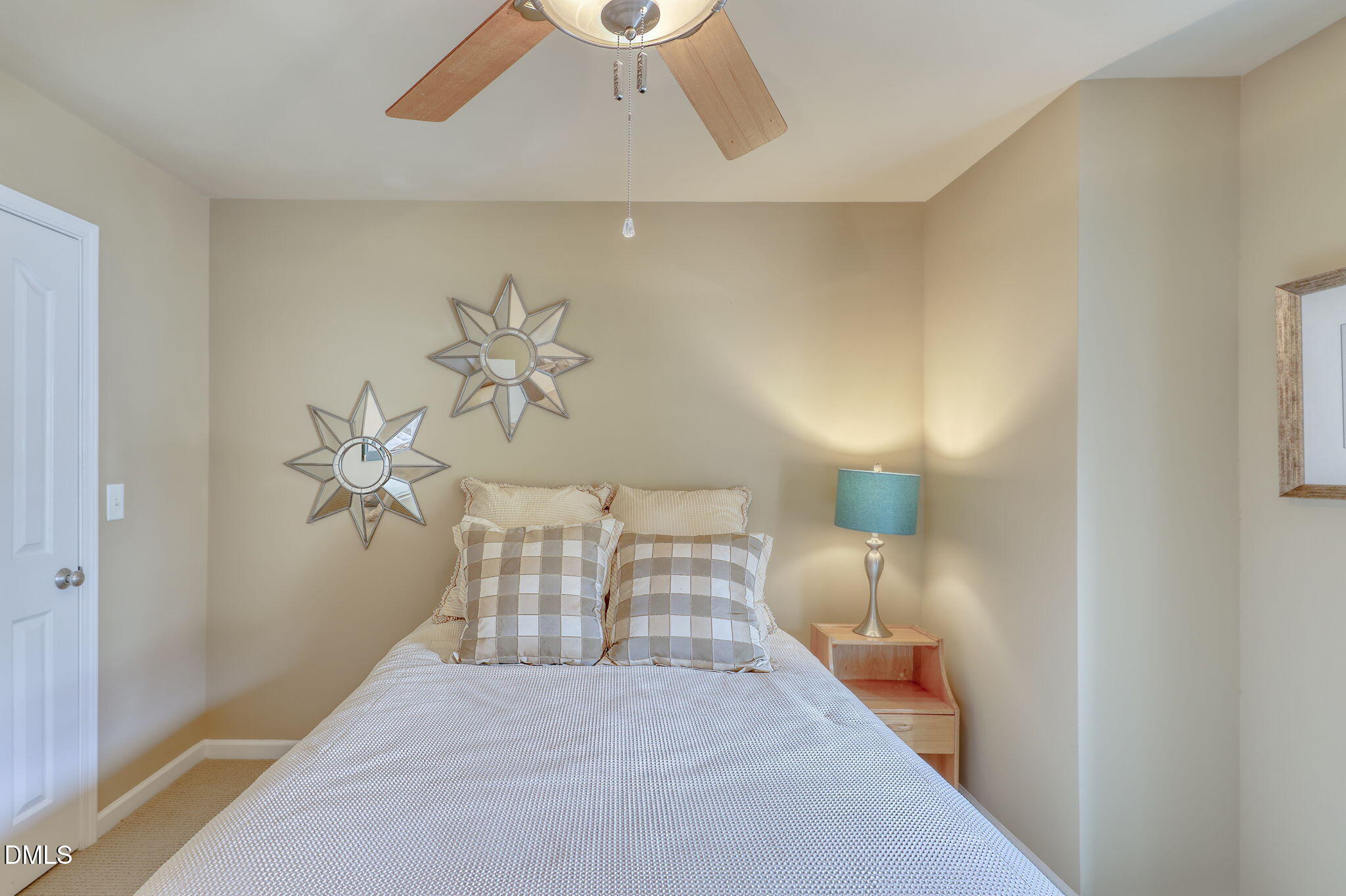 Cary, North Carolina 27519, United States, 3 Bedrooms Bedrooms, ,3 BathroomsBathrooms,Residential,Pending,216502