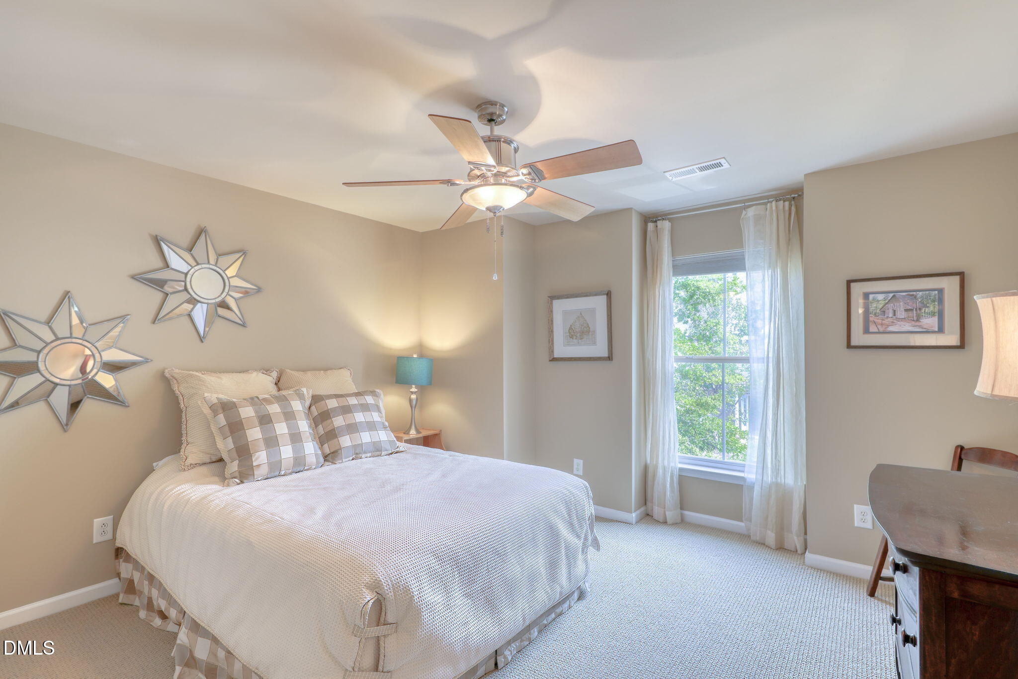 Cary, North Carolina 27519, United States, 3 Bedrooms Bedrooms, ,3 BathroomsBathrooms,Residential,Pending,216502