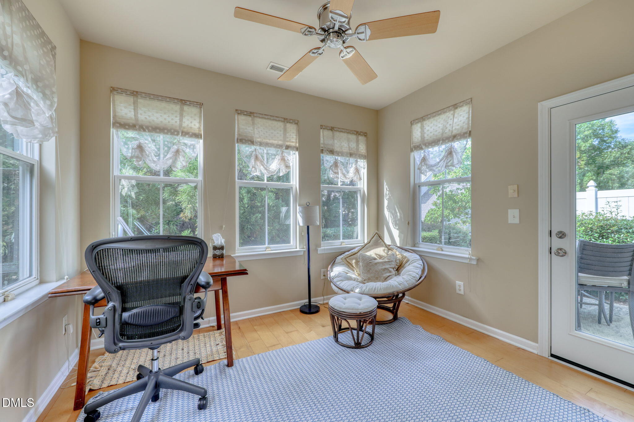 Cary, North Carolina 27519, United States, 3 Bedrooms Bedrooms, ,3 BathroomsBathrooms,Residential,Pending,216502