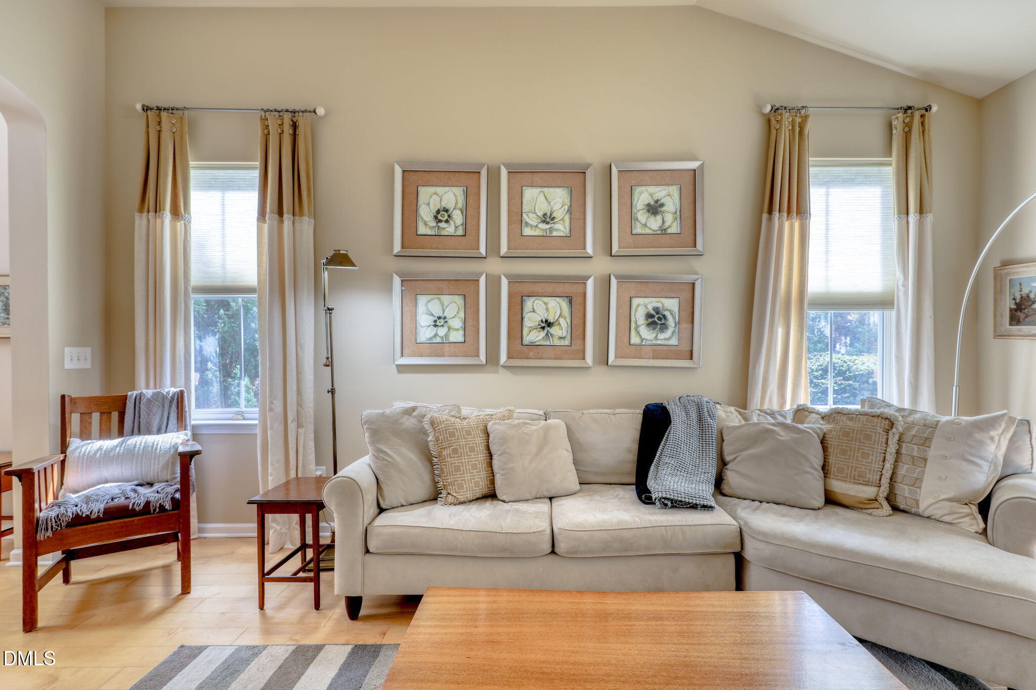 Cary, North Carolina 27519, United States, 3 Bedrooms Bedrooms, ,3 BathroomsBathrooms,Residential,Pending,216502