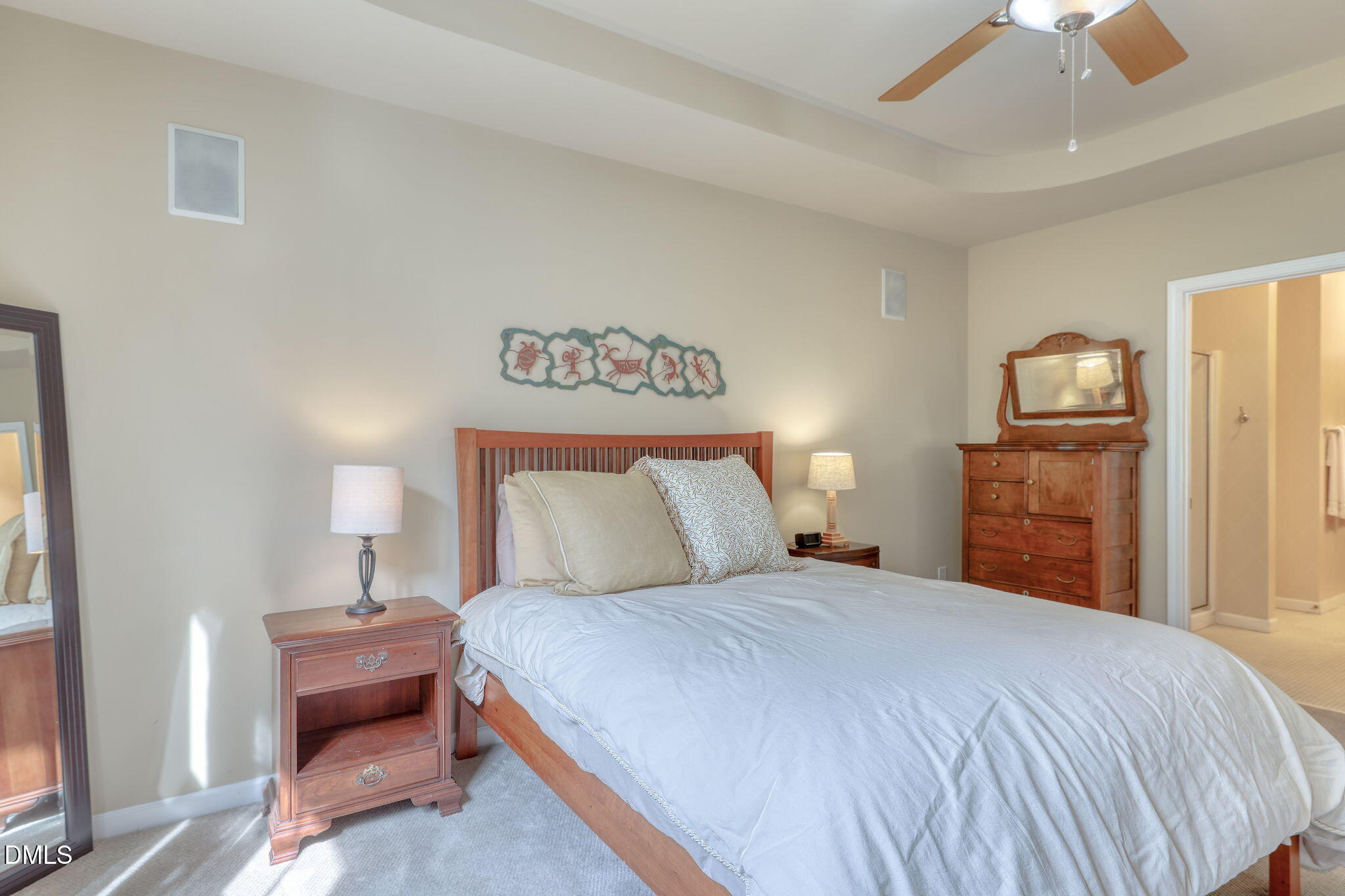 Cary, North Carolina 27519, United States, 3 Bedrooms Bedrooms, ,3 BathroomsBathrooms,Residential,Pending,216502