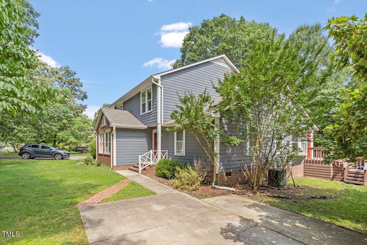 2208 Pathway Drive