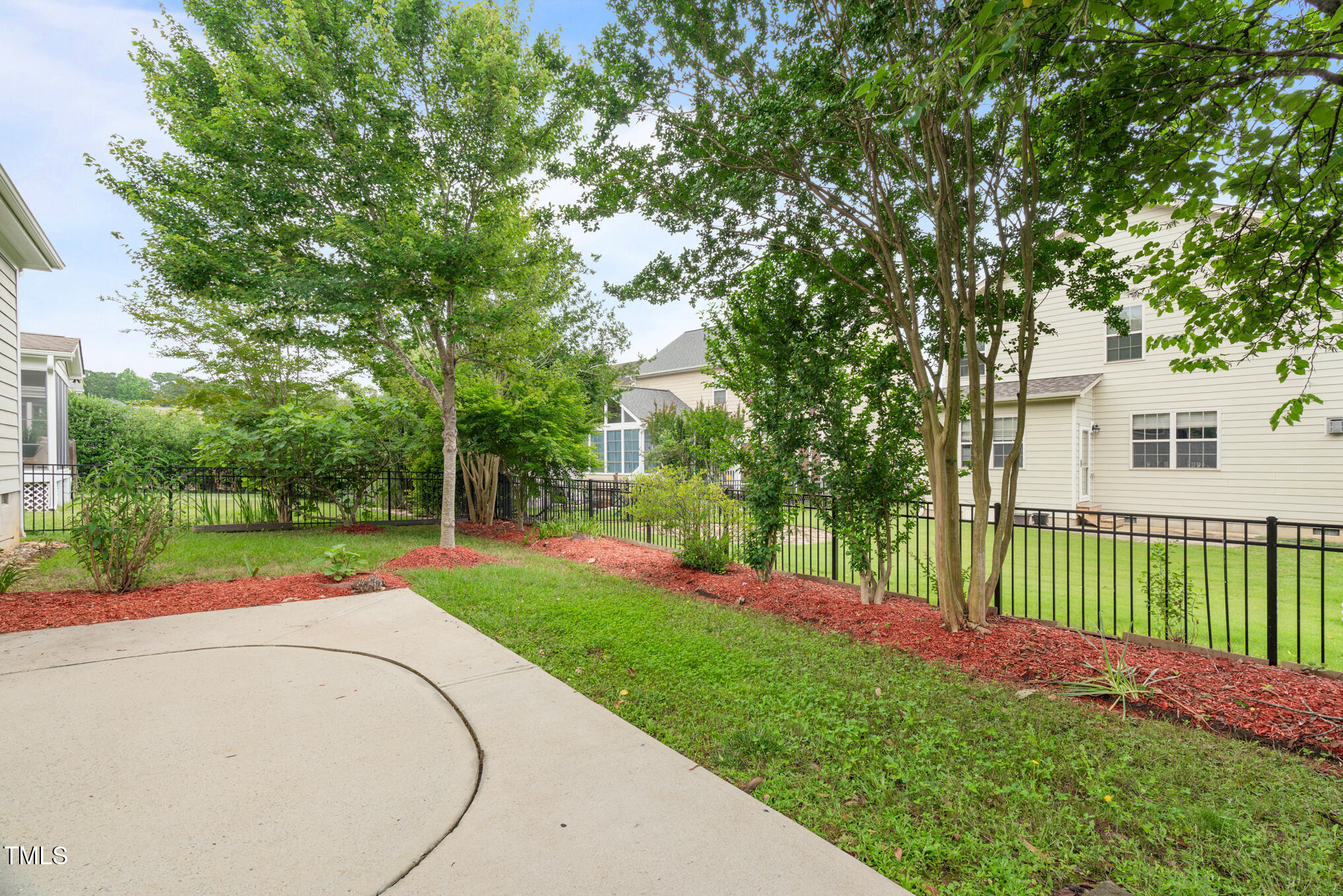 Apex, North Carolina 27539, United States, 3 Bedrooms Bedrooms, ,2 BathroomsBathrooms,Residential,Pending,140657