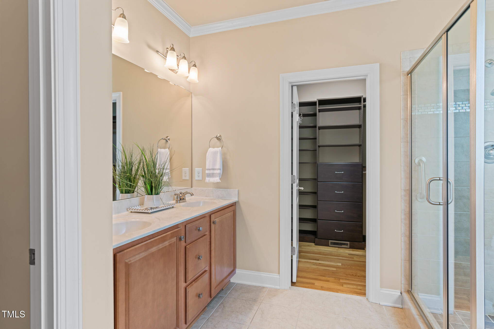 Apex, North Carolina 27539, United States, 3 Bedrooms Bedrooms, ,2 BathroomsBathrooms,Residential,Pending,140657