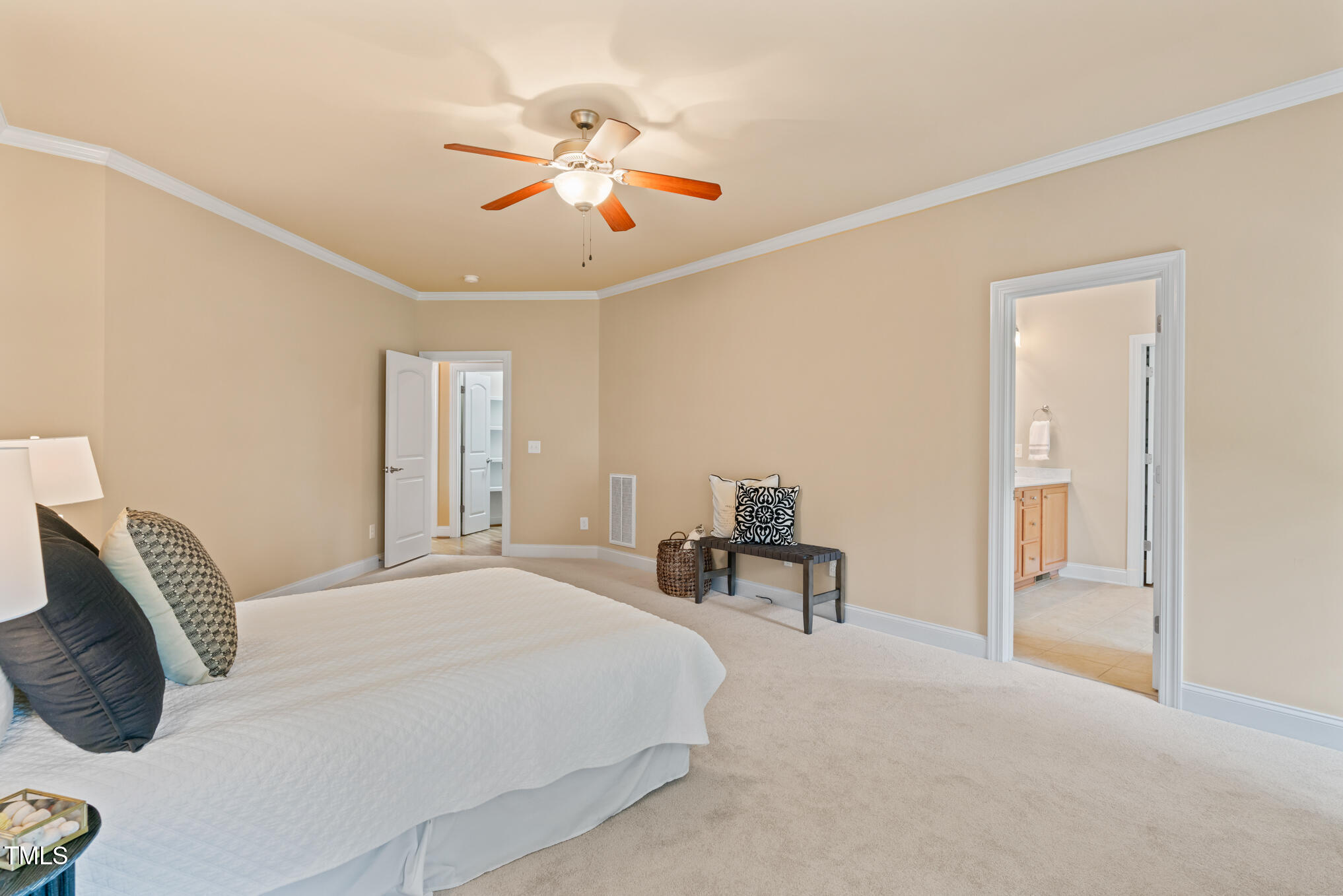 Apex, North Carolina 27539, United States, 3 Bedrooms Bedrooms, ,2 BathroomsBathrooms,Residential,Pending,140657