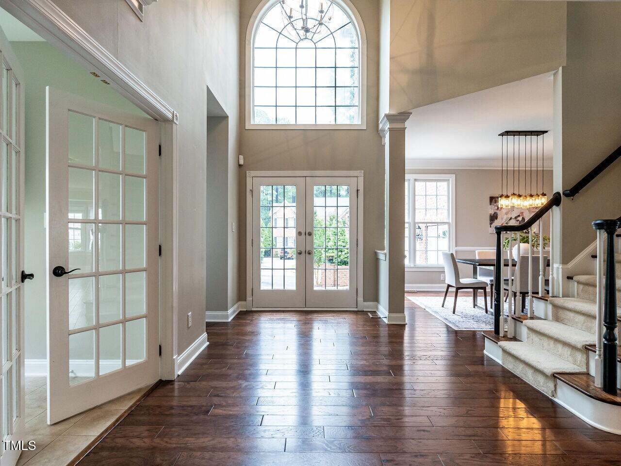 8937 Winged Thistle Court