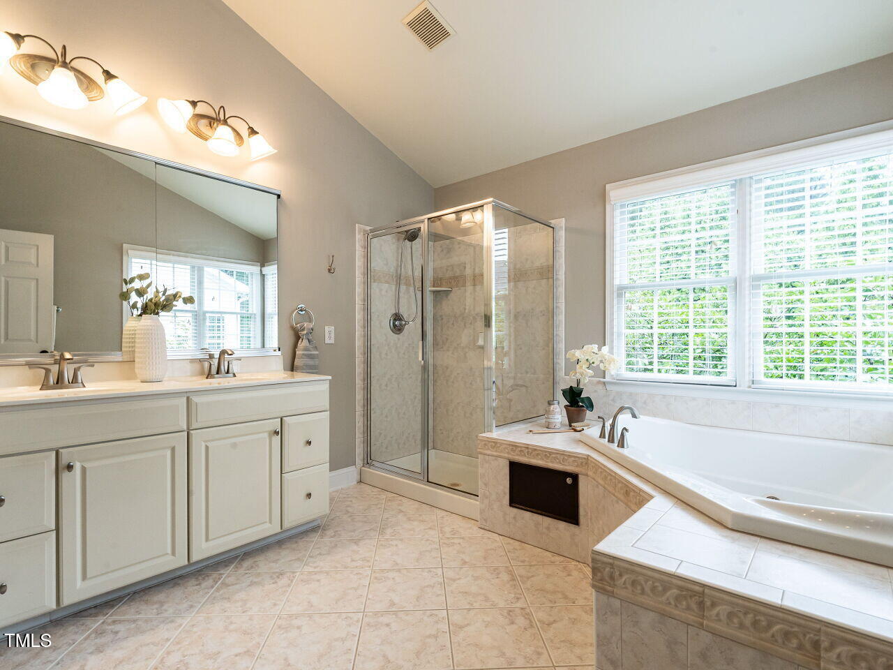 Raleigh, North Carolina 27617, United States, 3 Bedrooms Bedrooms, ,3 BathroomsBathrooms,Residential,Active,188255