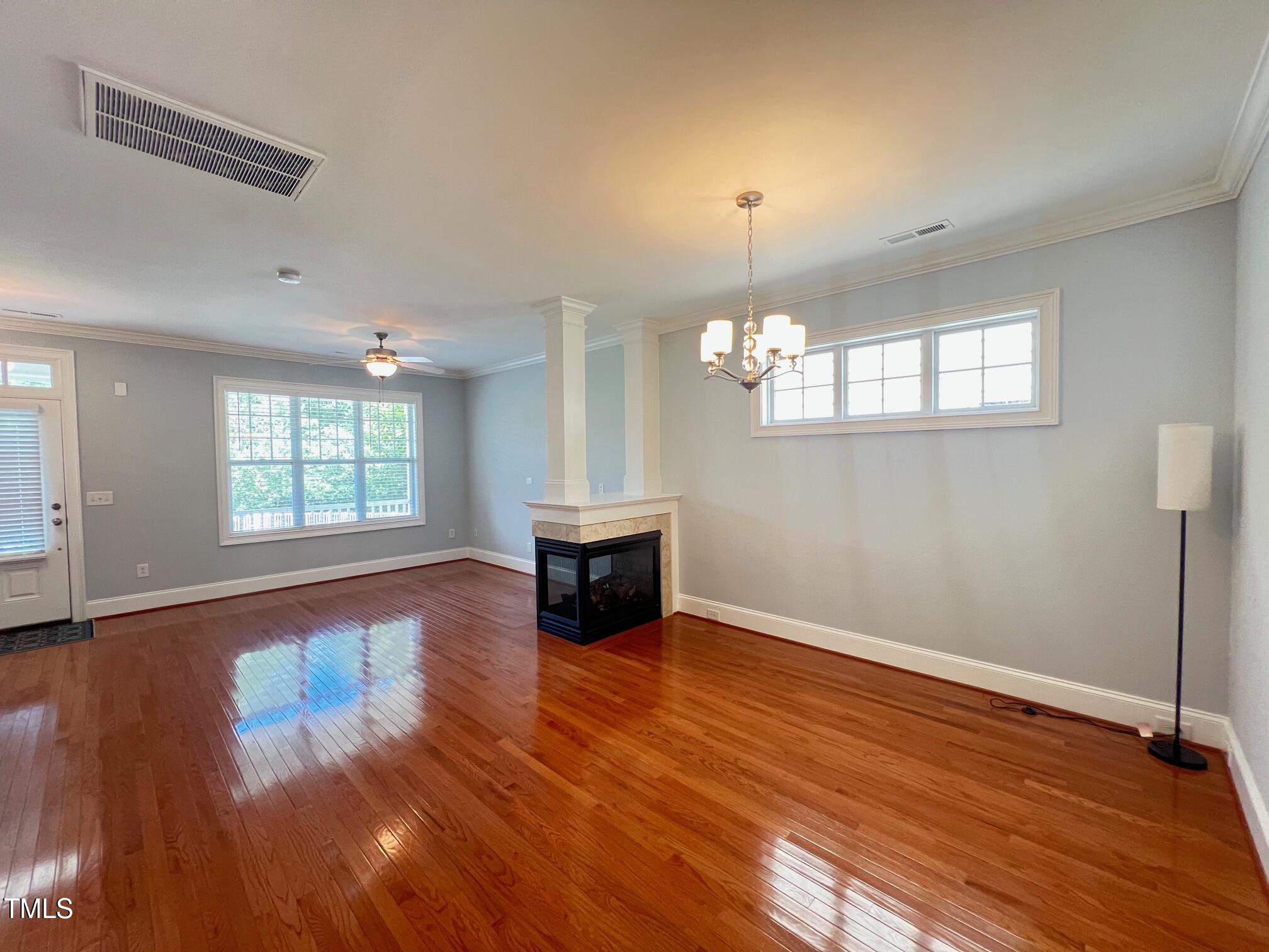 5013 Sunny Creek Lane
