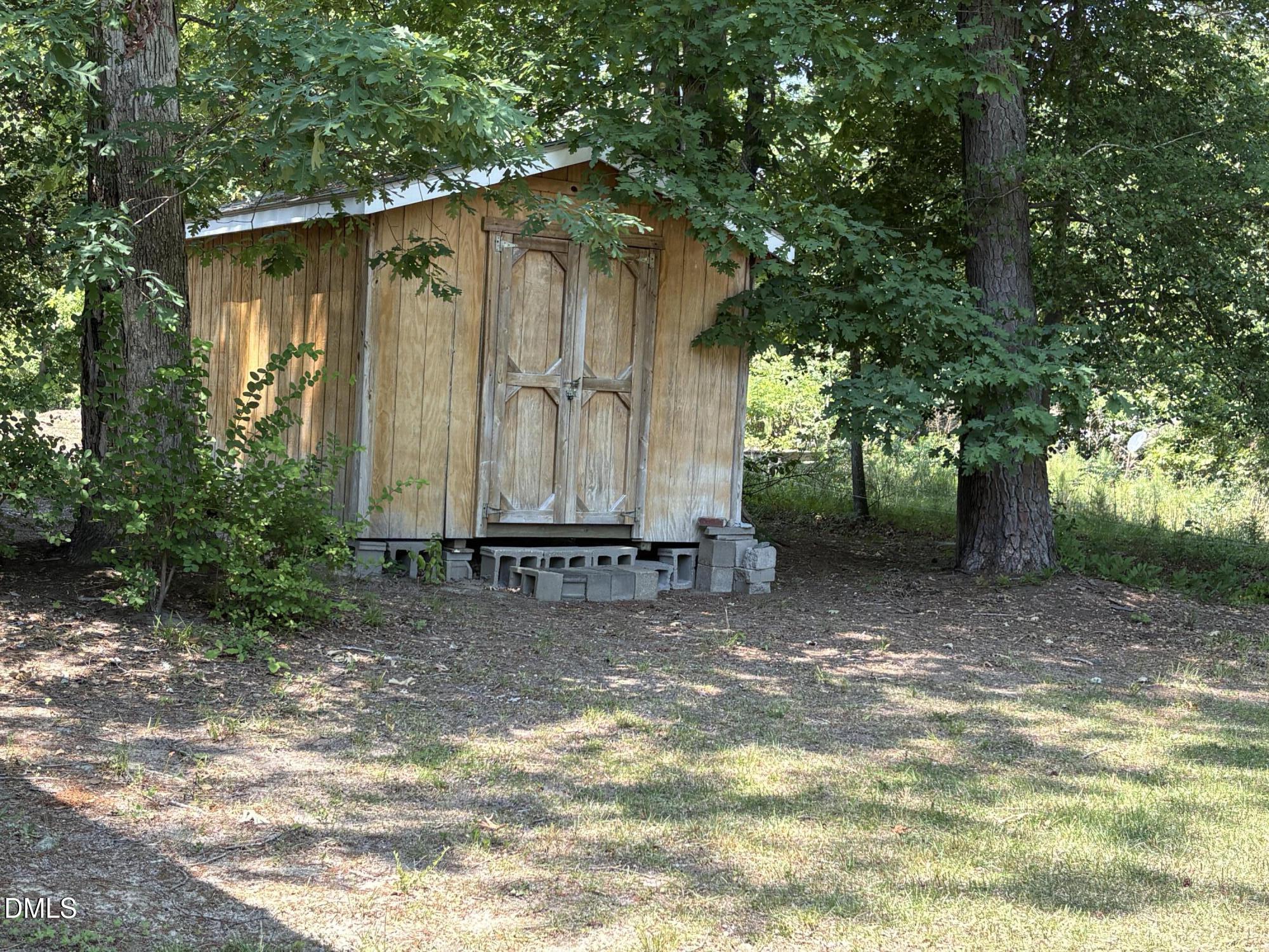 115 Red Oak Drive