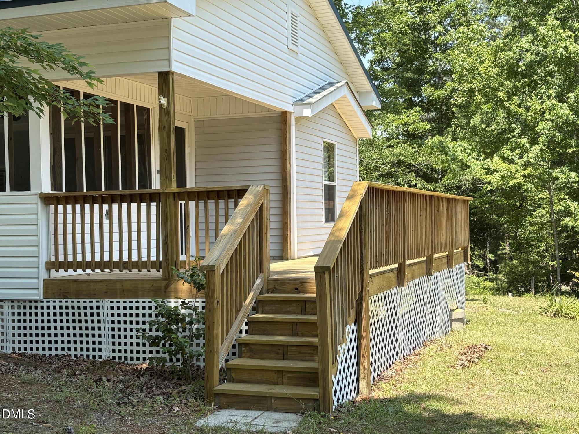 115 Red Oak Drive