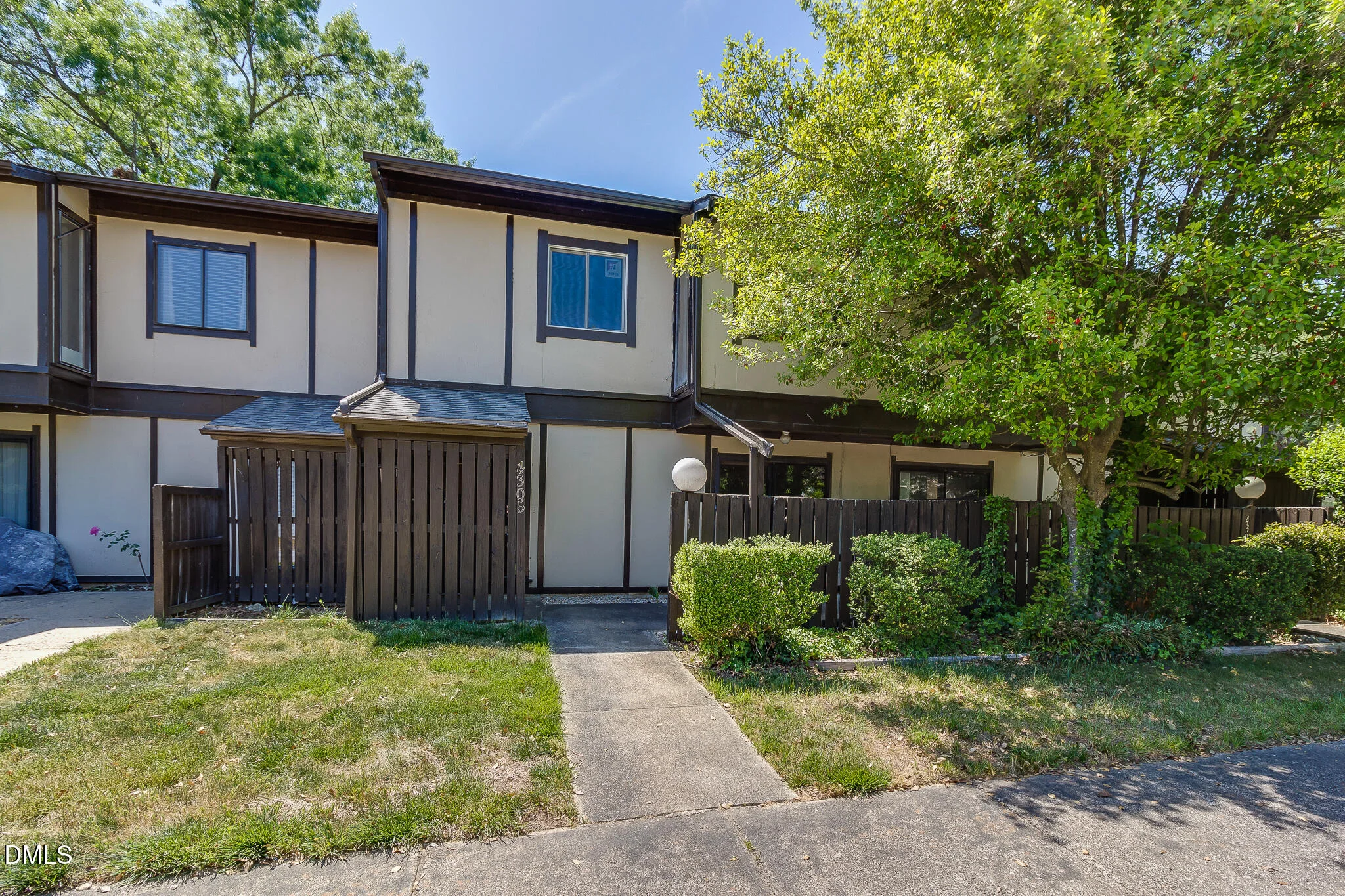 4305 Lake Ridge Drive