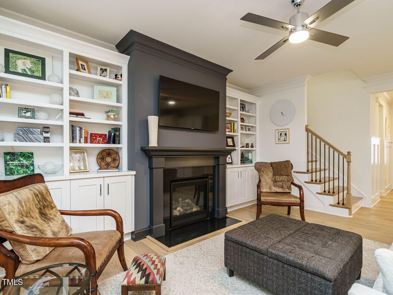 1137 Dozier Way