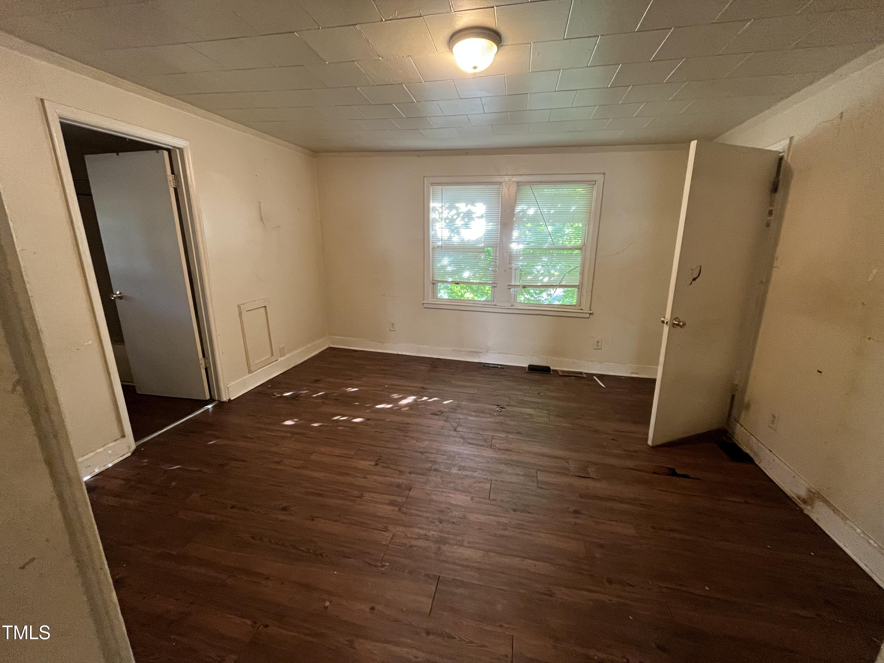 2302 Chautauqua Avenue