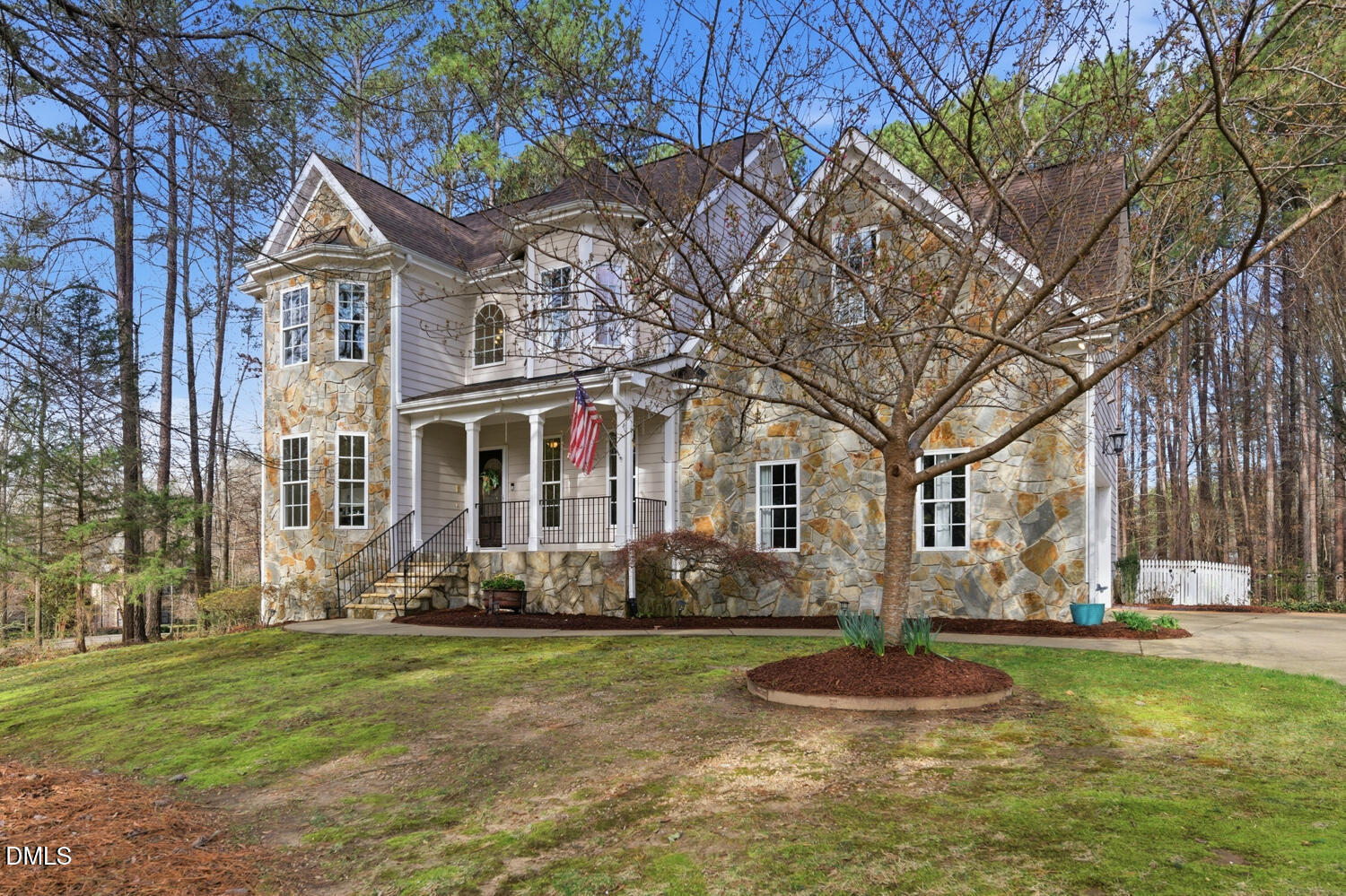 5001 Davis Creek Drive