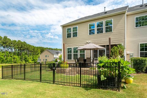 Townhouse in Durham NC 1330 Southpoint Trail 45.jpg