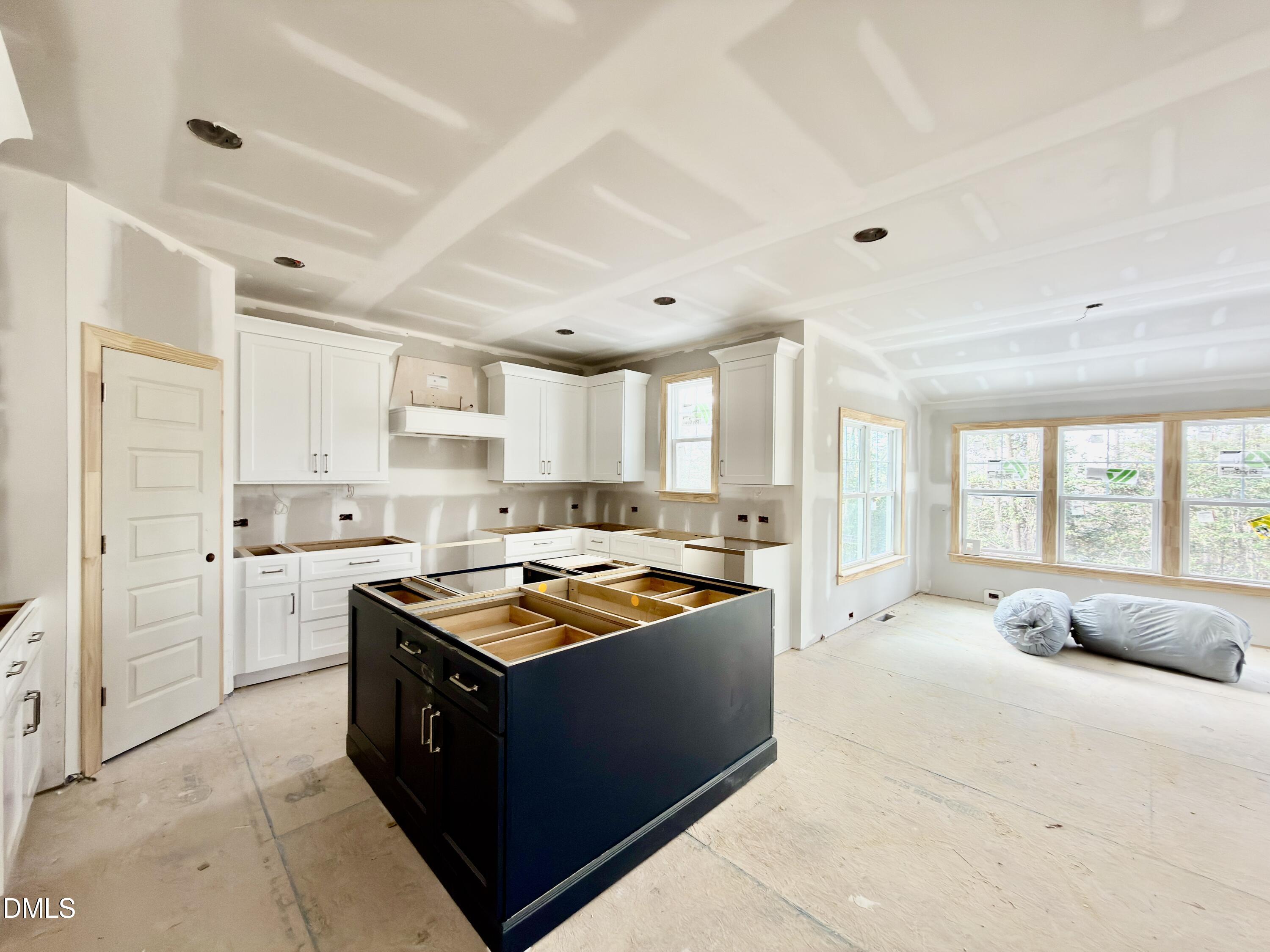 2616 Silver Gate Court