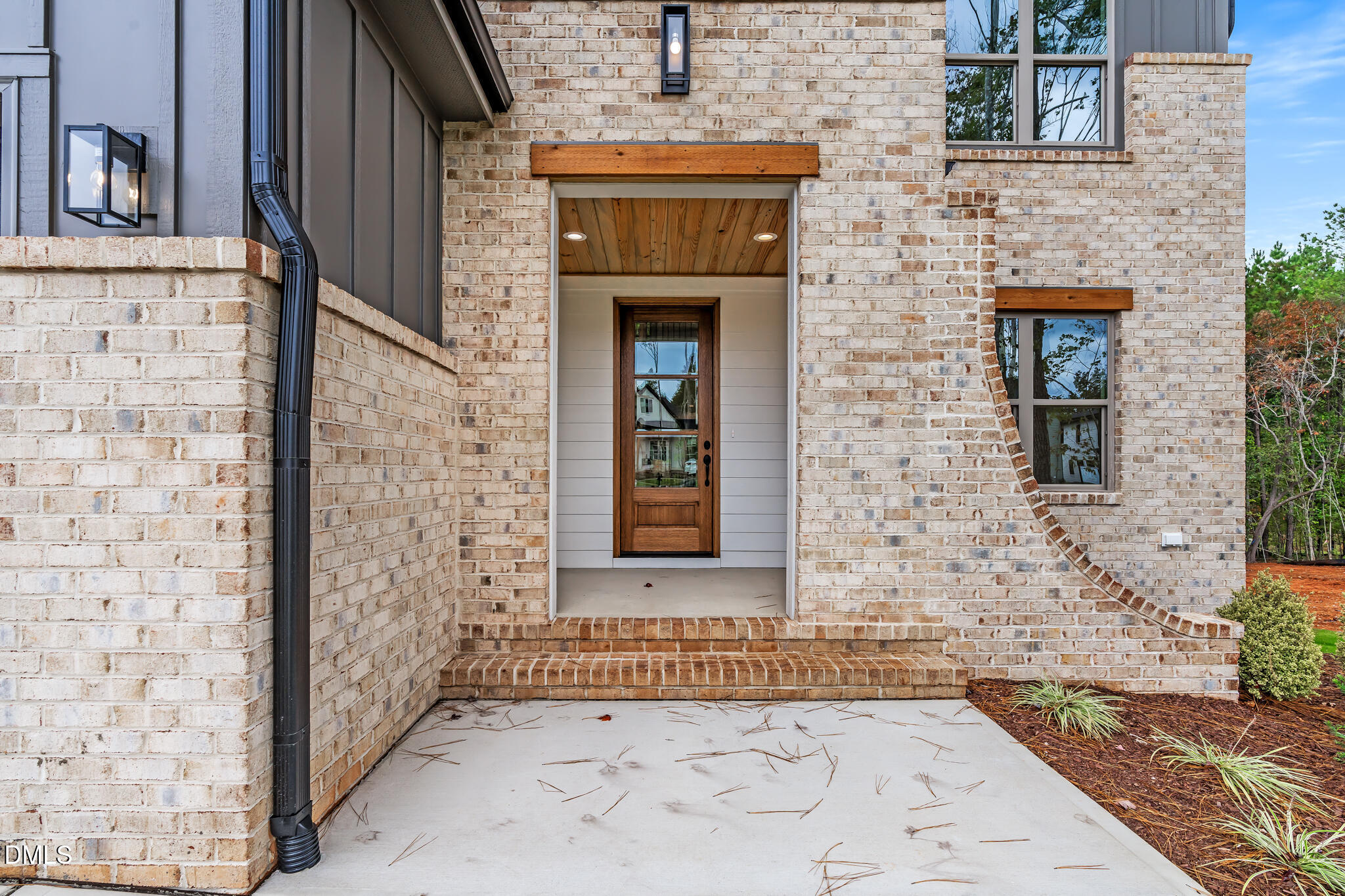 3905 Cedar Knolls Drive