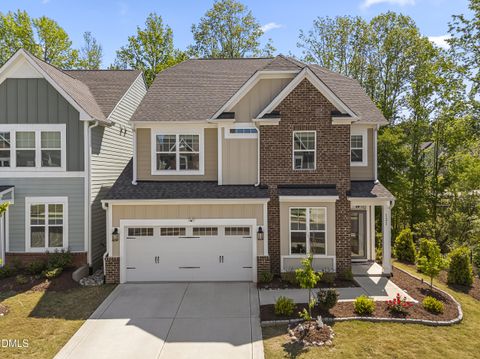 121 Faxton Way Holly Springs NC 27540