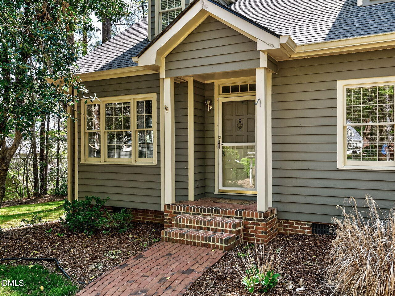 106 Long Shadow Lane