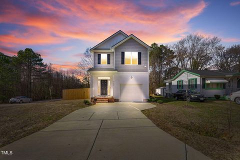 717 Utley Street Holly Springs NC 27540