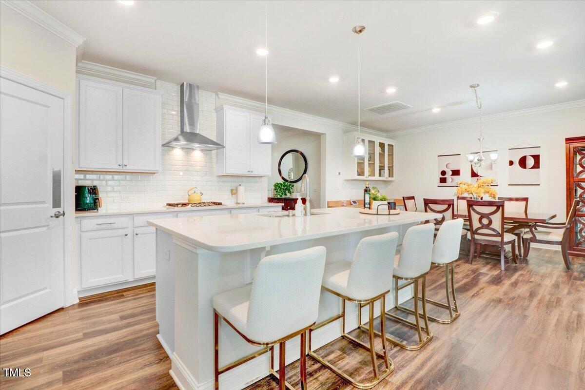 100 Ivory Lane