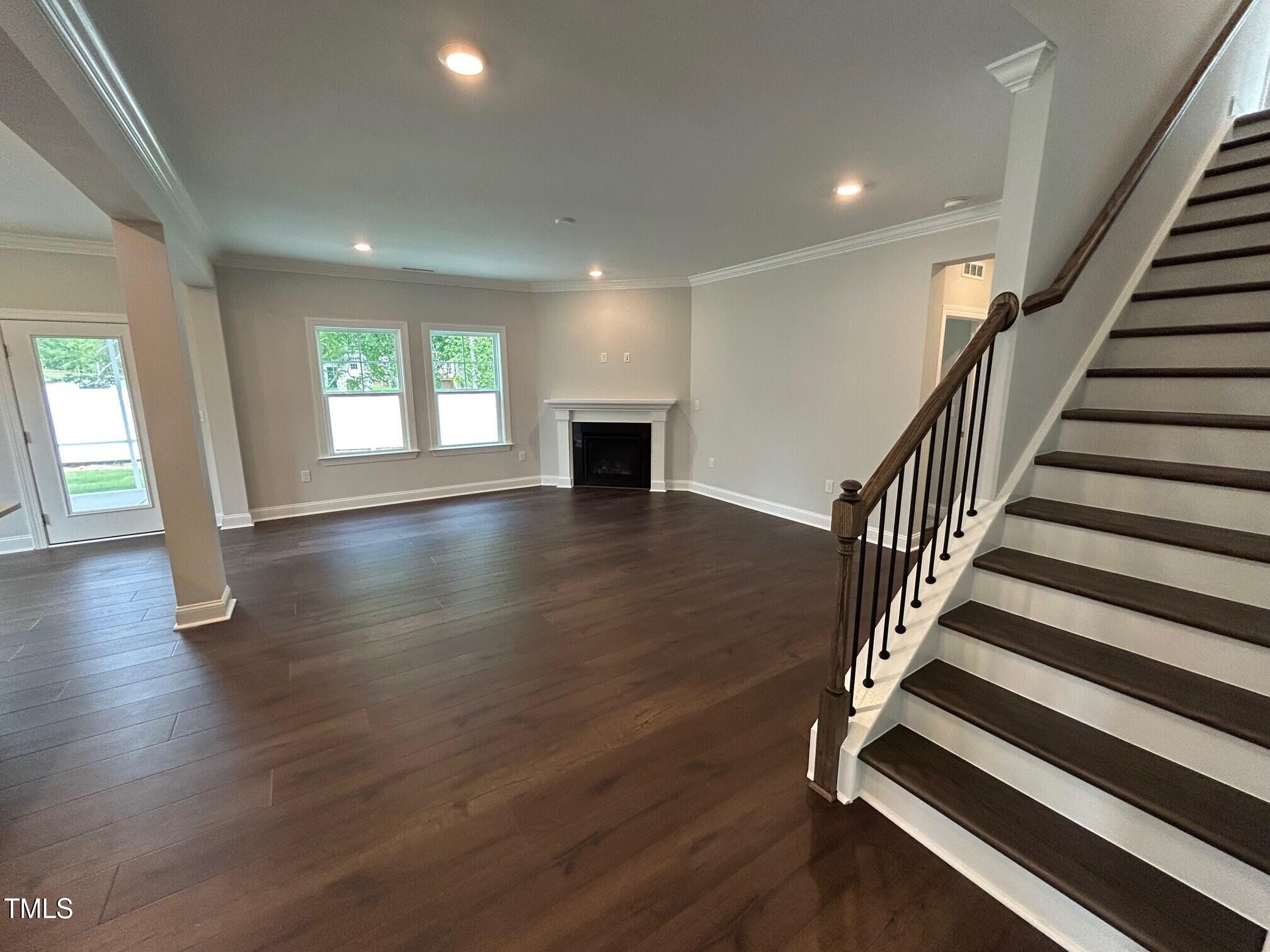 1572 Bright Coral Trail