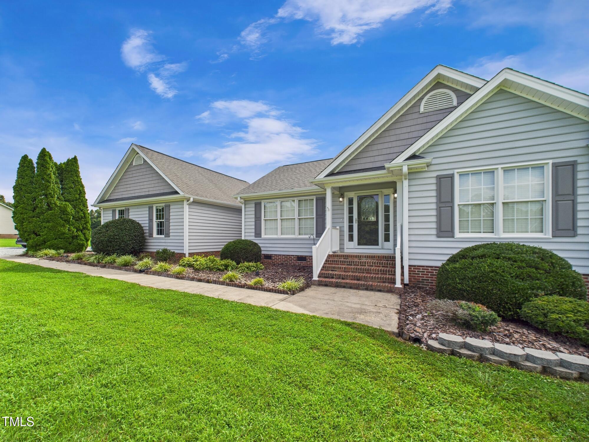 60 Crestridge Drive