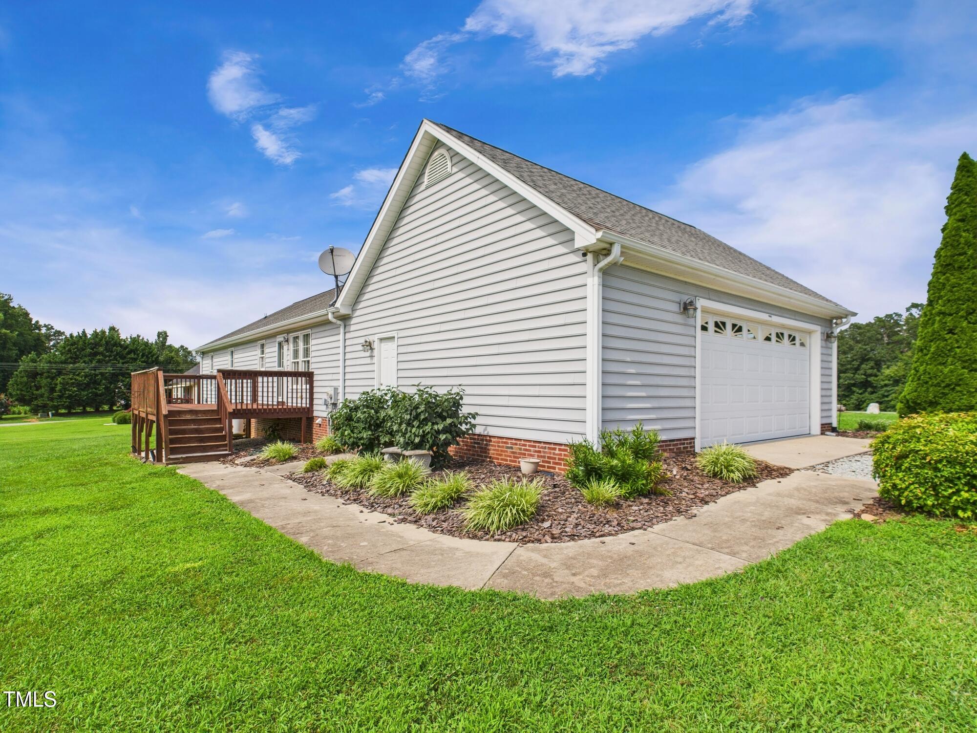 60 Crestridge Drive