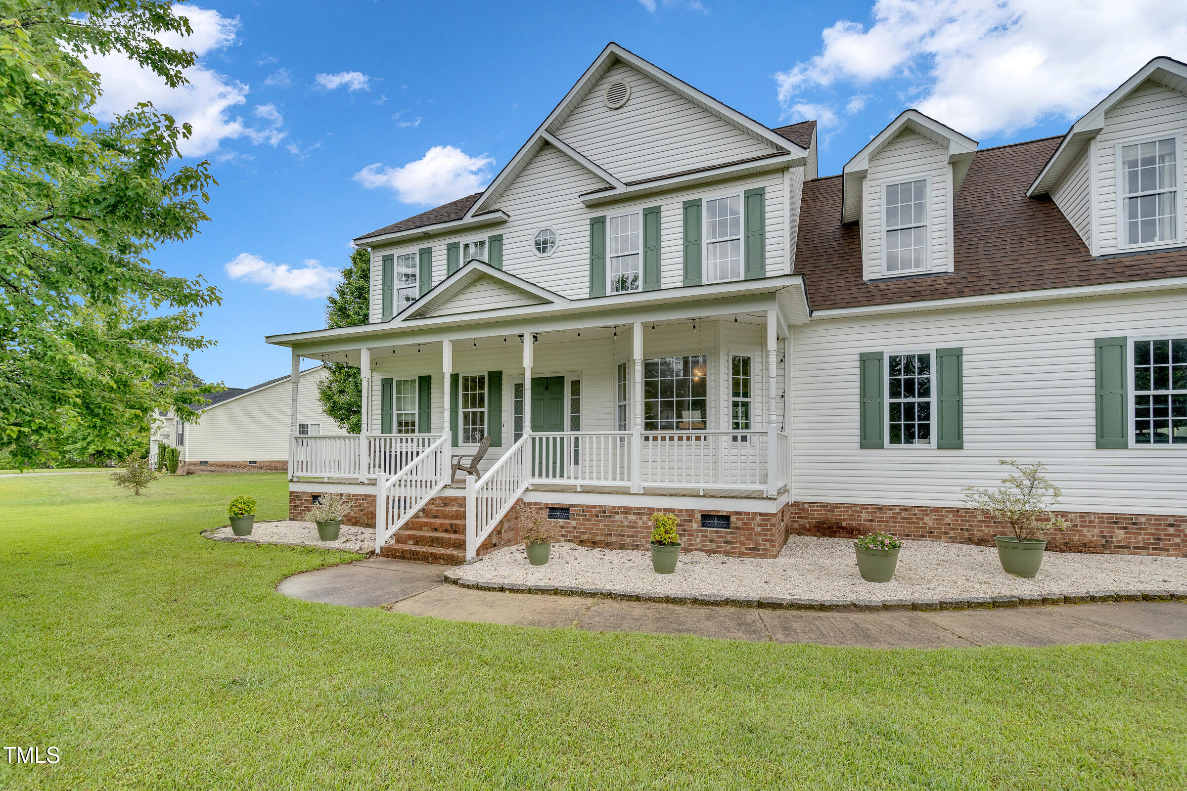31 Bucking Saddle Way